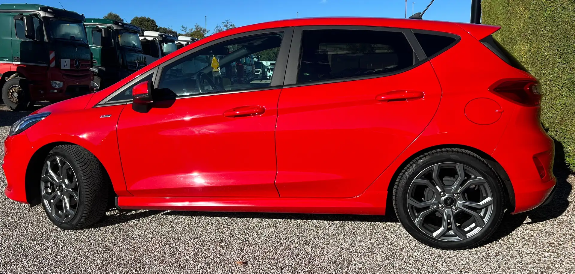 Ford Fiesta Ford Fiesta 1.0 EcoBoost Mild-Hybrid ST-Line Rot - 2