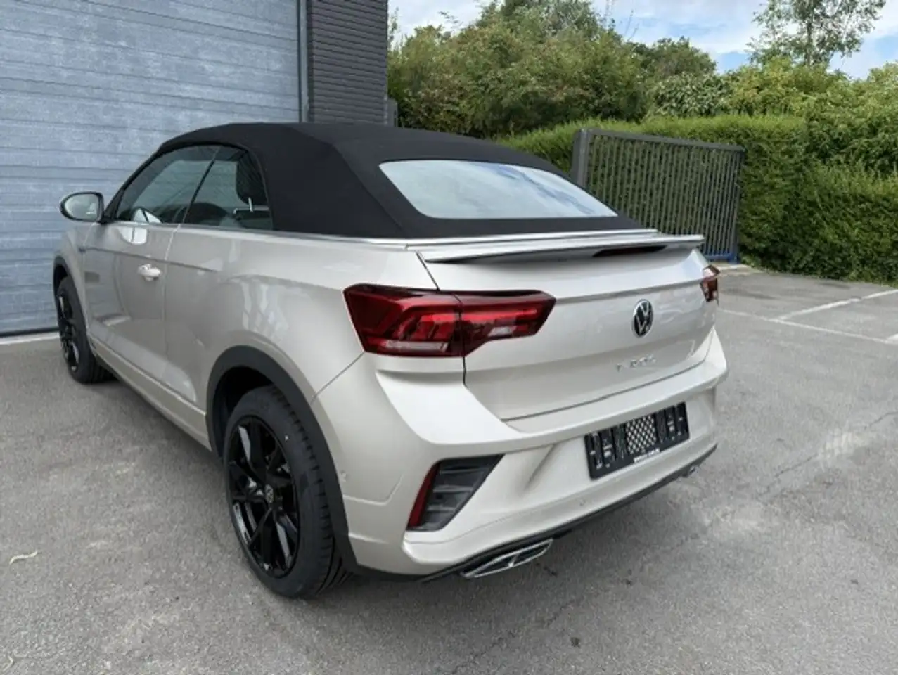 Volkswagen T-Roc Cabriolet 1.5 TSI DSG R-Line Camera AdapCruise Zetel/Stuur Verwarming Alcantara, миниатюра 6