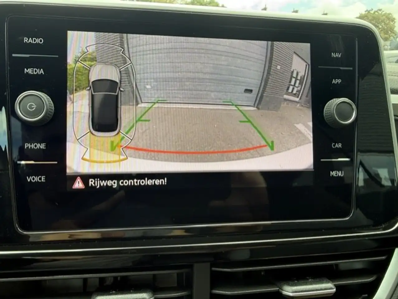 Volkswagen T-Roc Cabriolet 1.5 TSI DSG R-Line Camera AdapCruise Zetel/Stuur Verwarming Alcantara, миниатюра 13