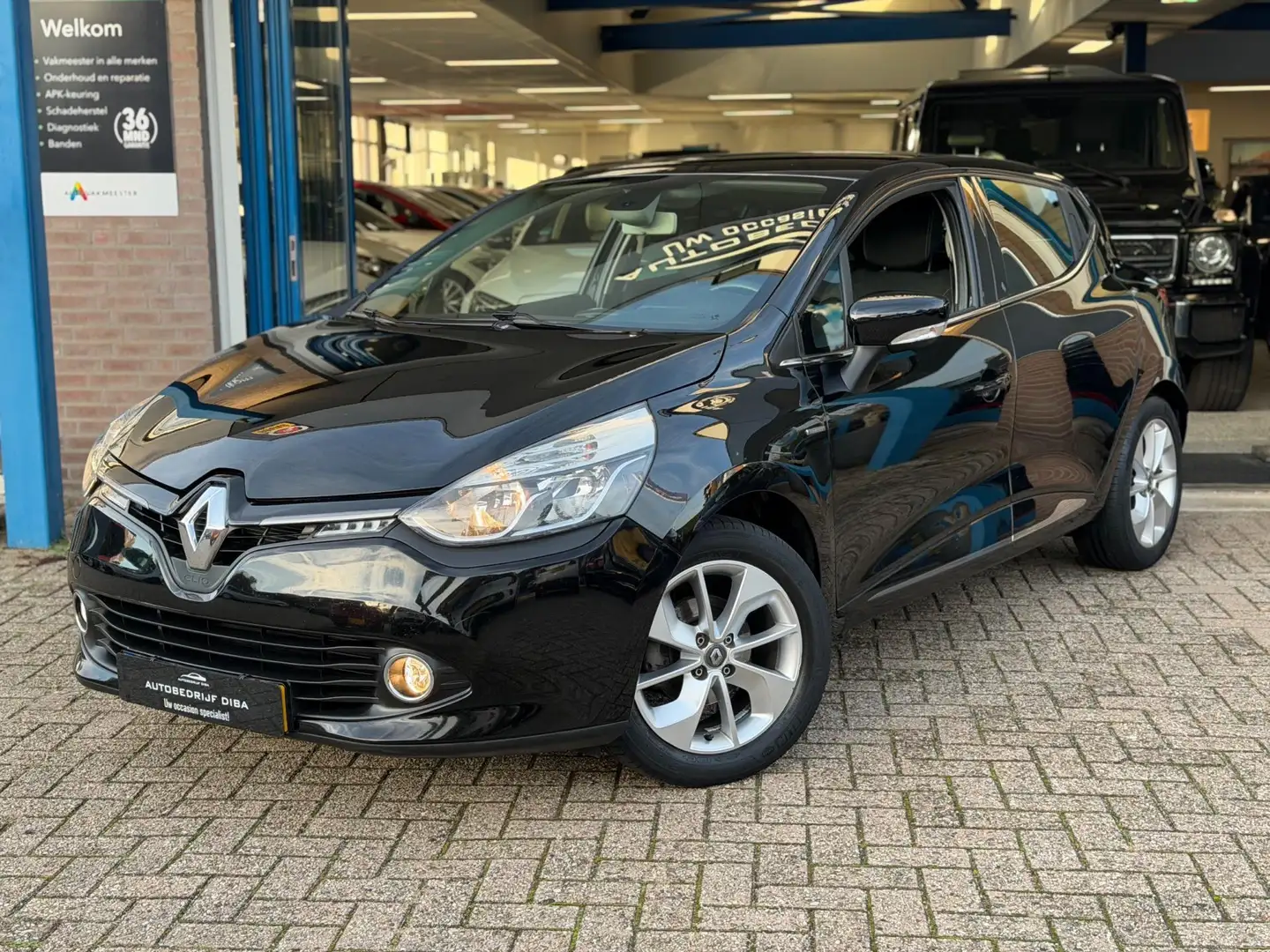 Renault Clio 0.9 TCe Eco2 Limited 2016 NAVI CLIMA CAMERA NAP Noir - 2