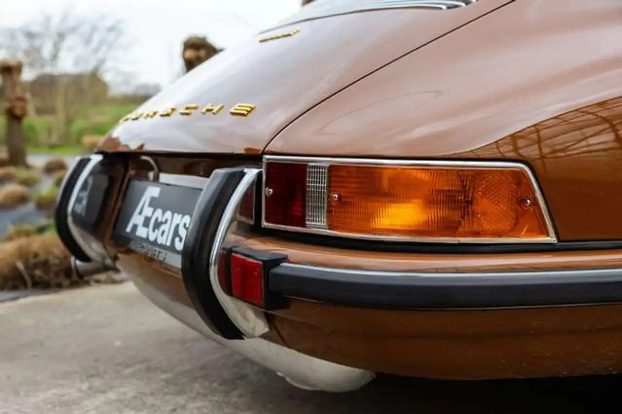 Porsche 911 E / MANUAL / MATCHING NUMBERS / COLLECTORS ITEM, foto 12