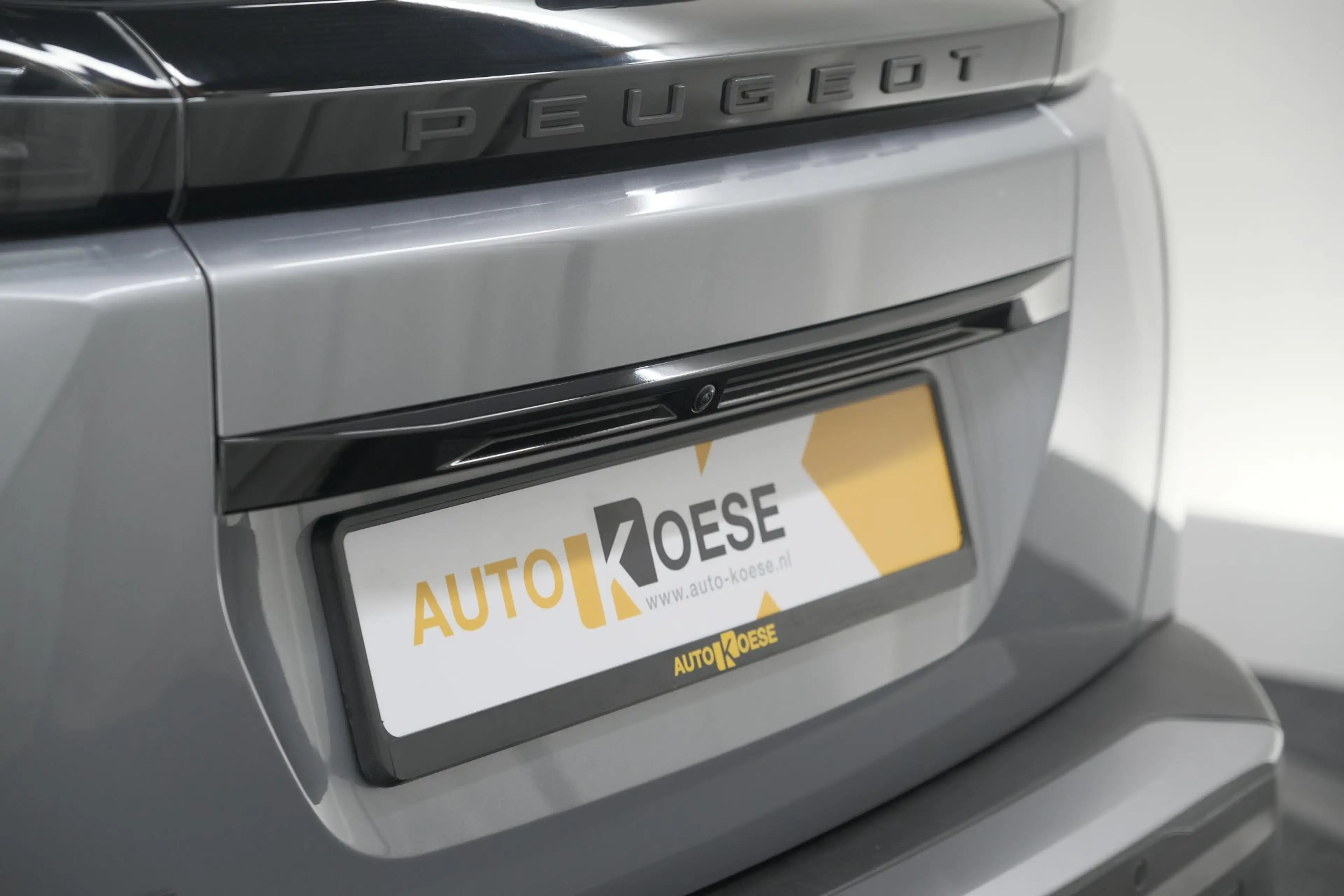 Peugeot 2008 PureTech 100 Allure | Camera | Navigatie | Parkeer — photo 4