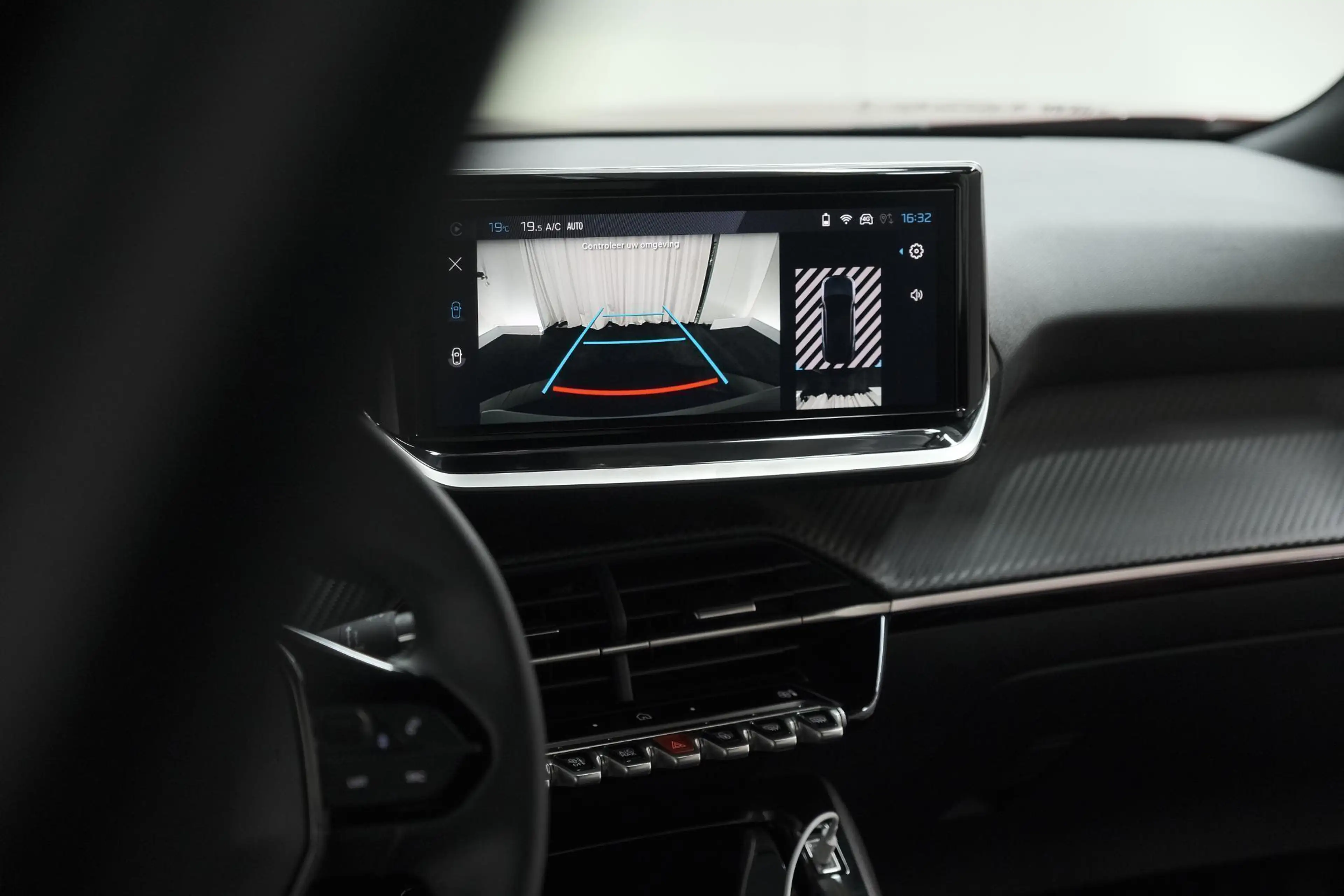 Peugeot 2008 PureTech 100 Allure | Camera | Navigatie | Parkeer — photo 13