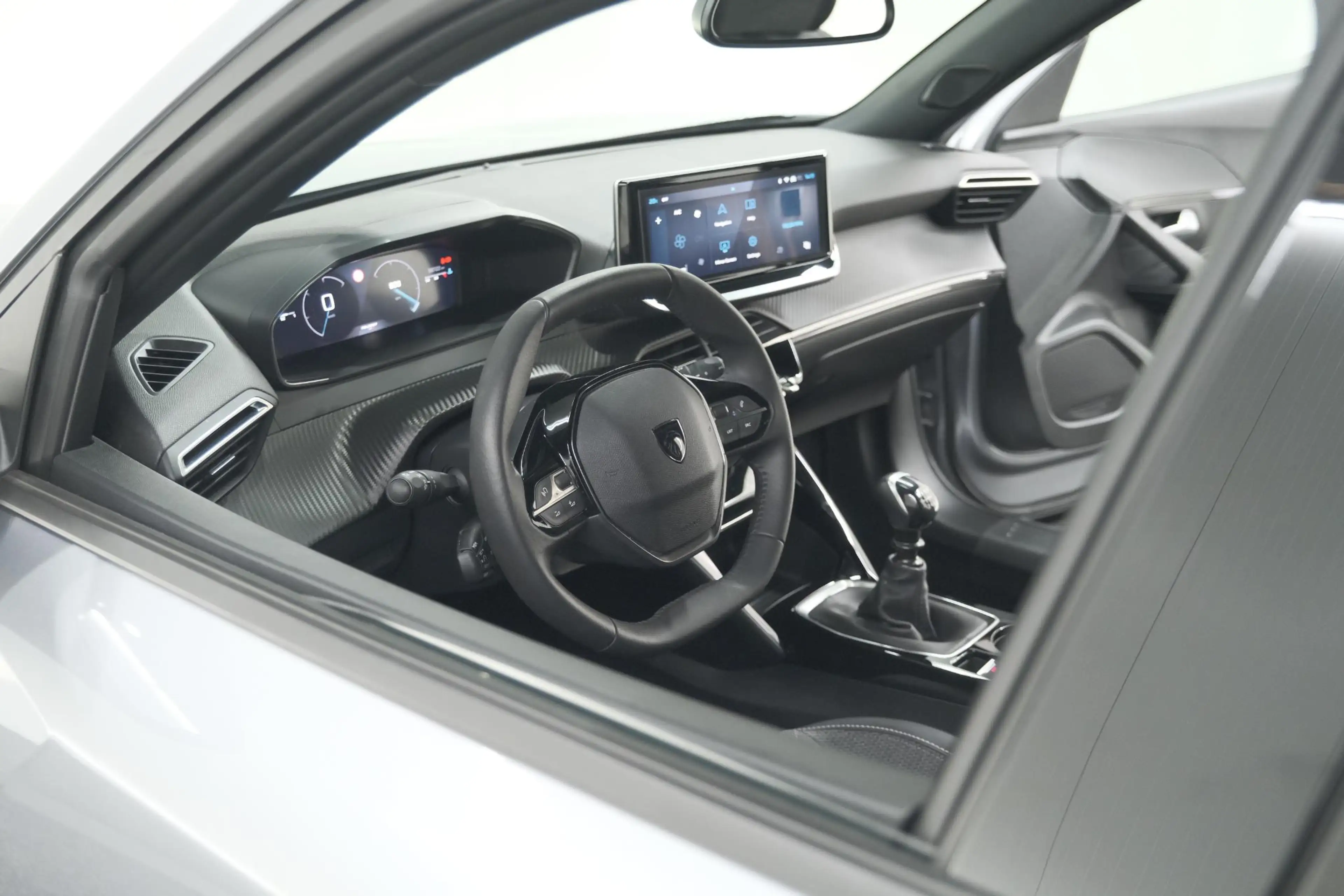 Peugeot 2008 PureTech 100 Allure | Camera | Navigatie | Parkeer — photo 2