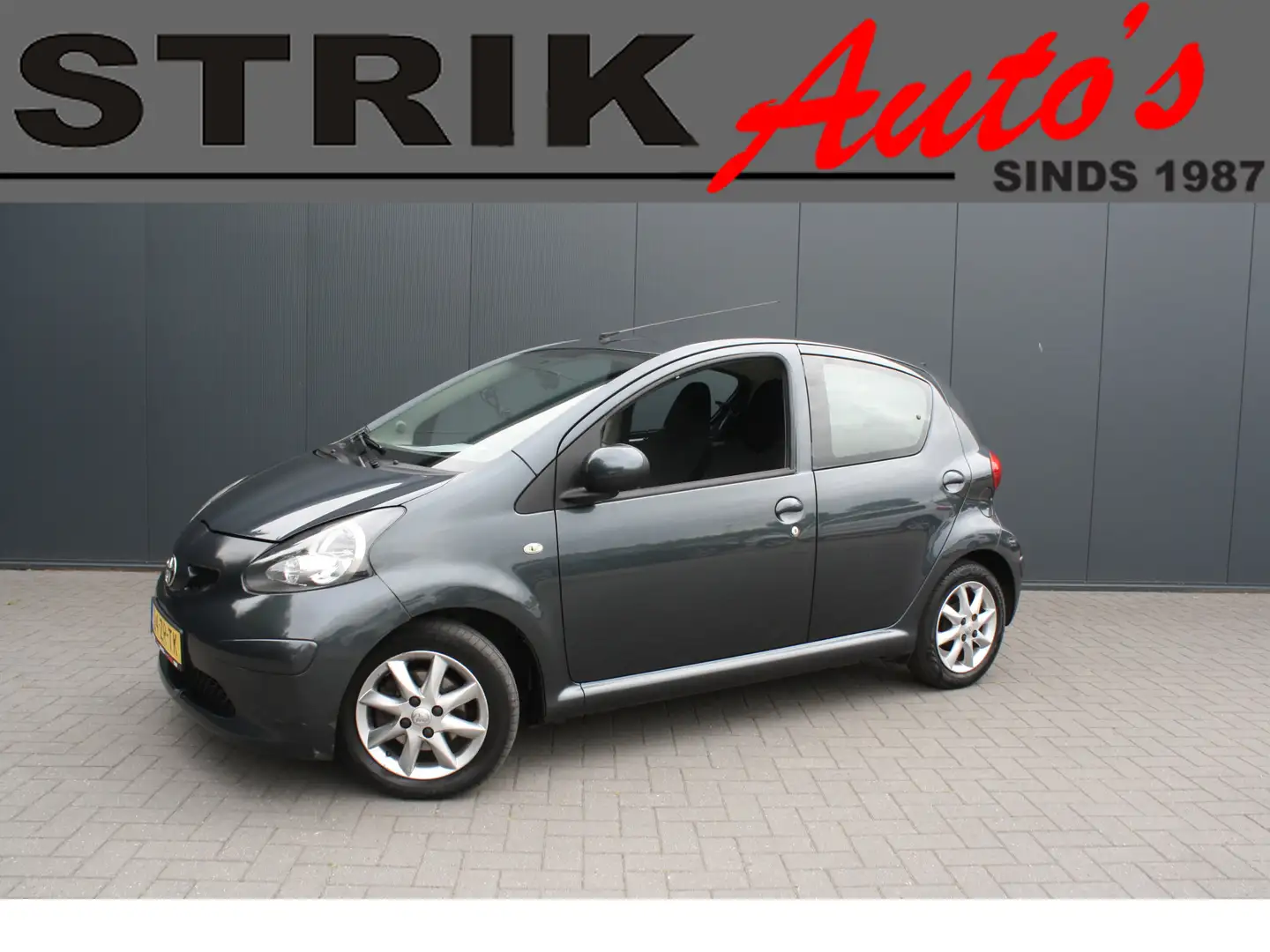 Toyota Aygo 1.0-12V + AIRCO - 5-DEURS - LM VELGEN Grijs - 1