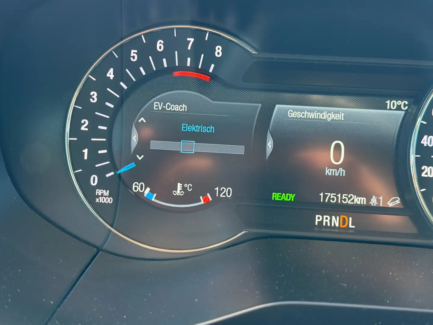 Ford Galaxy Hybrid ELEKTRISCH-BENZIN 7-Sitze - 2