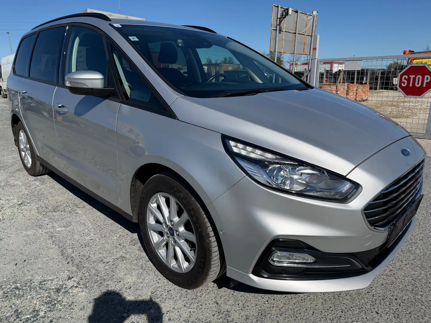 Ford Galaxy Hybrid ELEKTRISCH-BENZIN 7-Sitze - 1