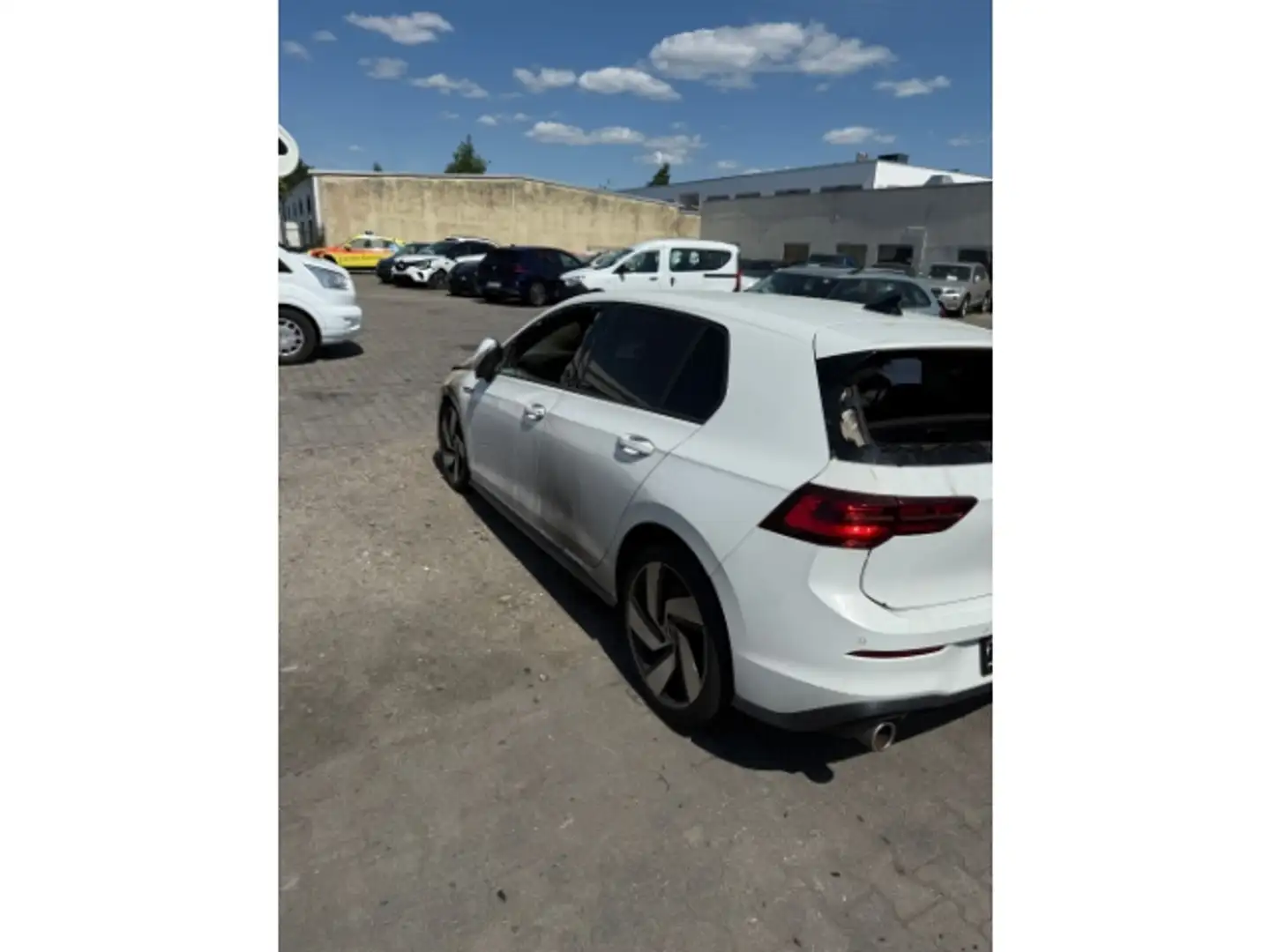 Volkswagen Golf VIII GTI 2.0 TSI EU6d Білий - 2