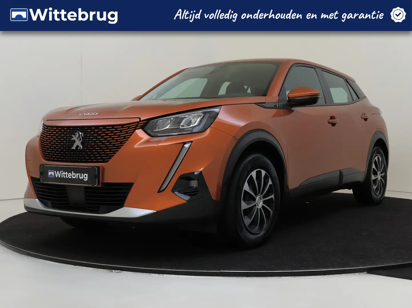 Peugeot e-2008 EV Active 50 kWh Orange - 1