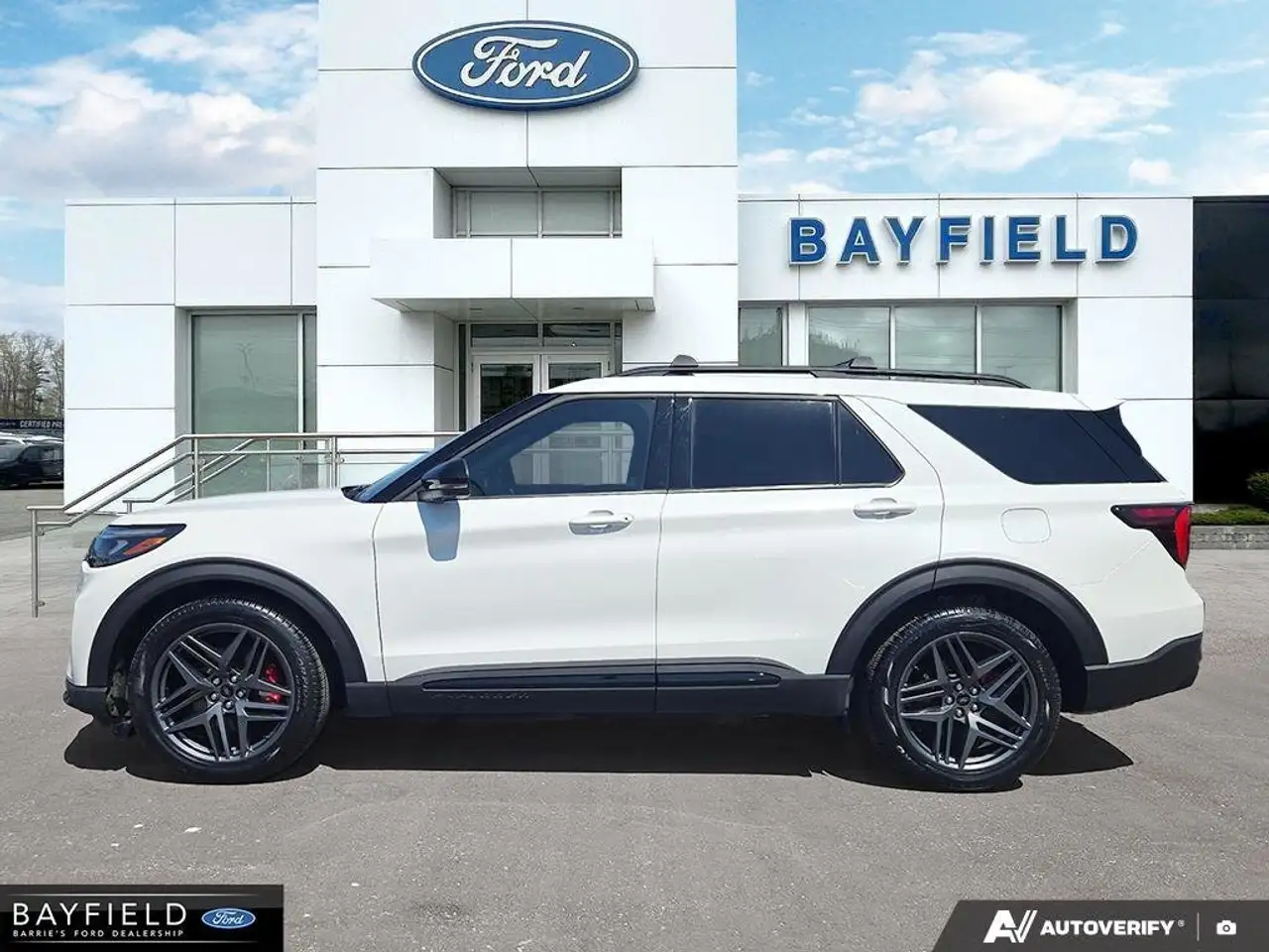 Ford Explorer снимка Ford Explorer