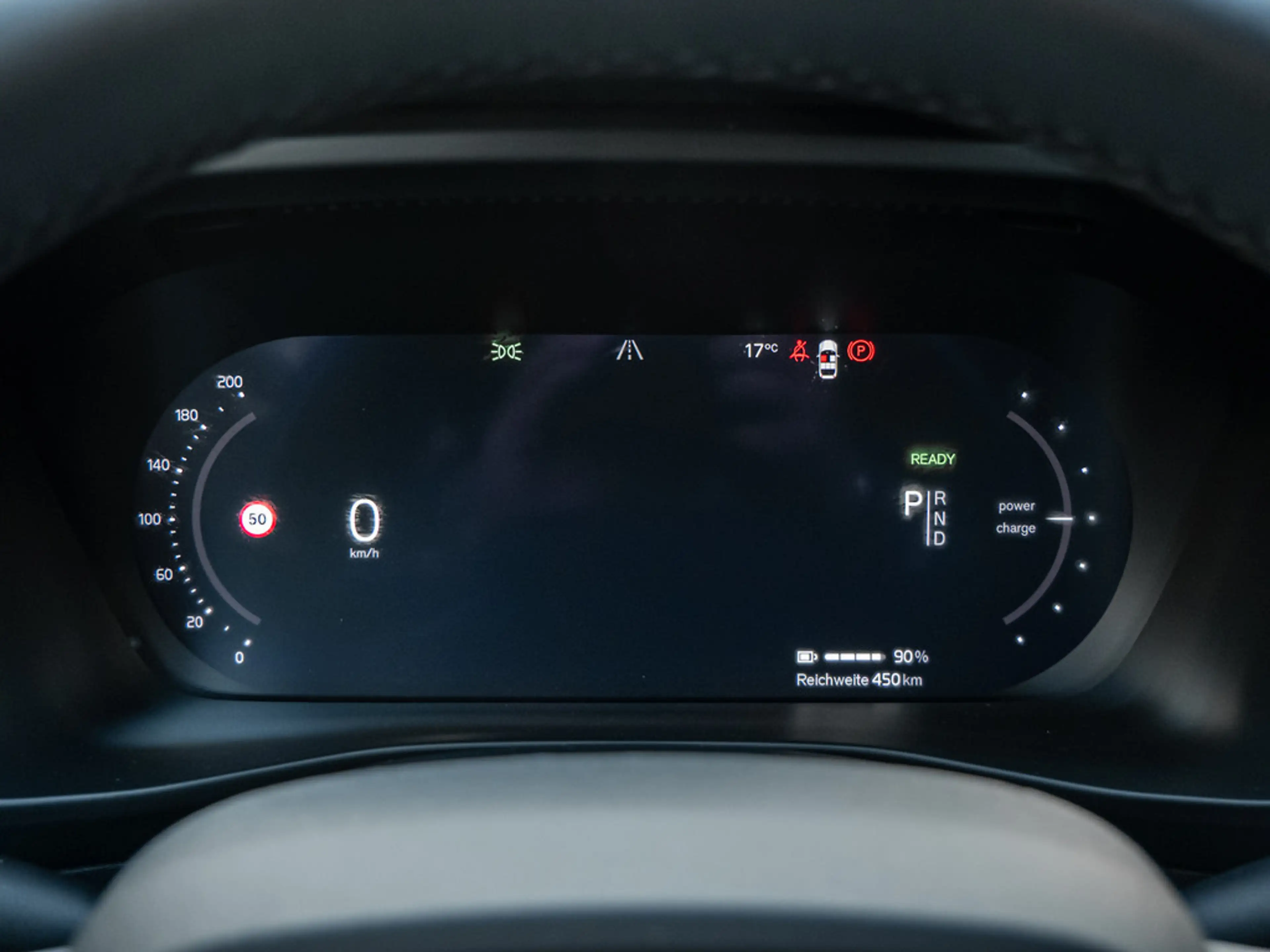 Volvo XC40 Single Extended Range Core AHK KAM — photo 13