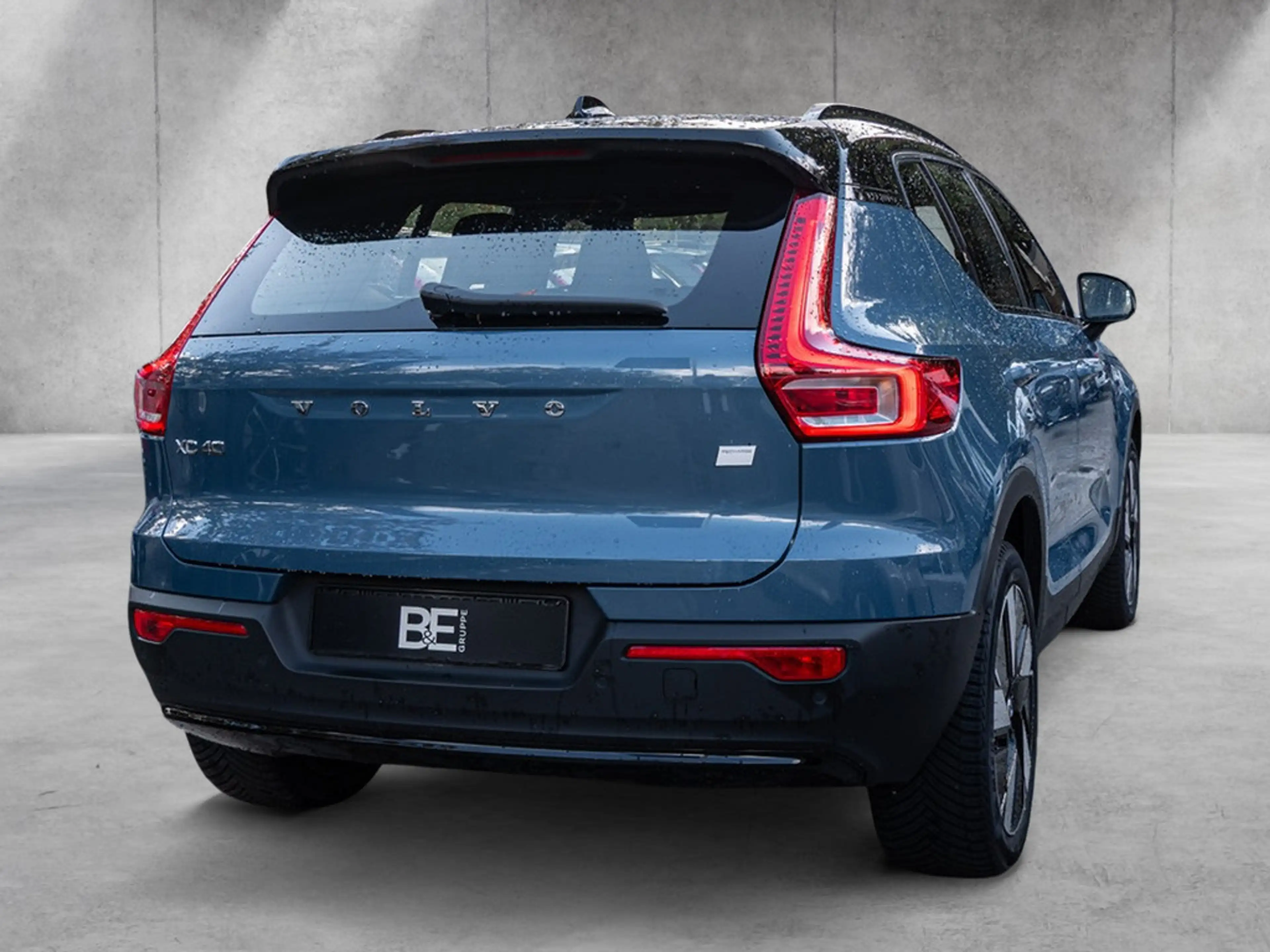 Volvo XC40 Single Extended Range Core AHK KAM — photo 3