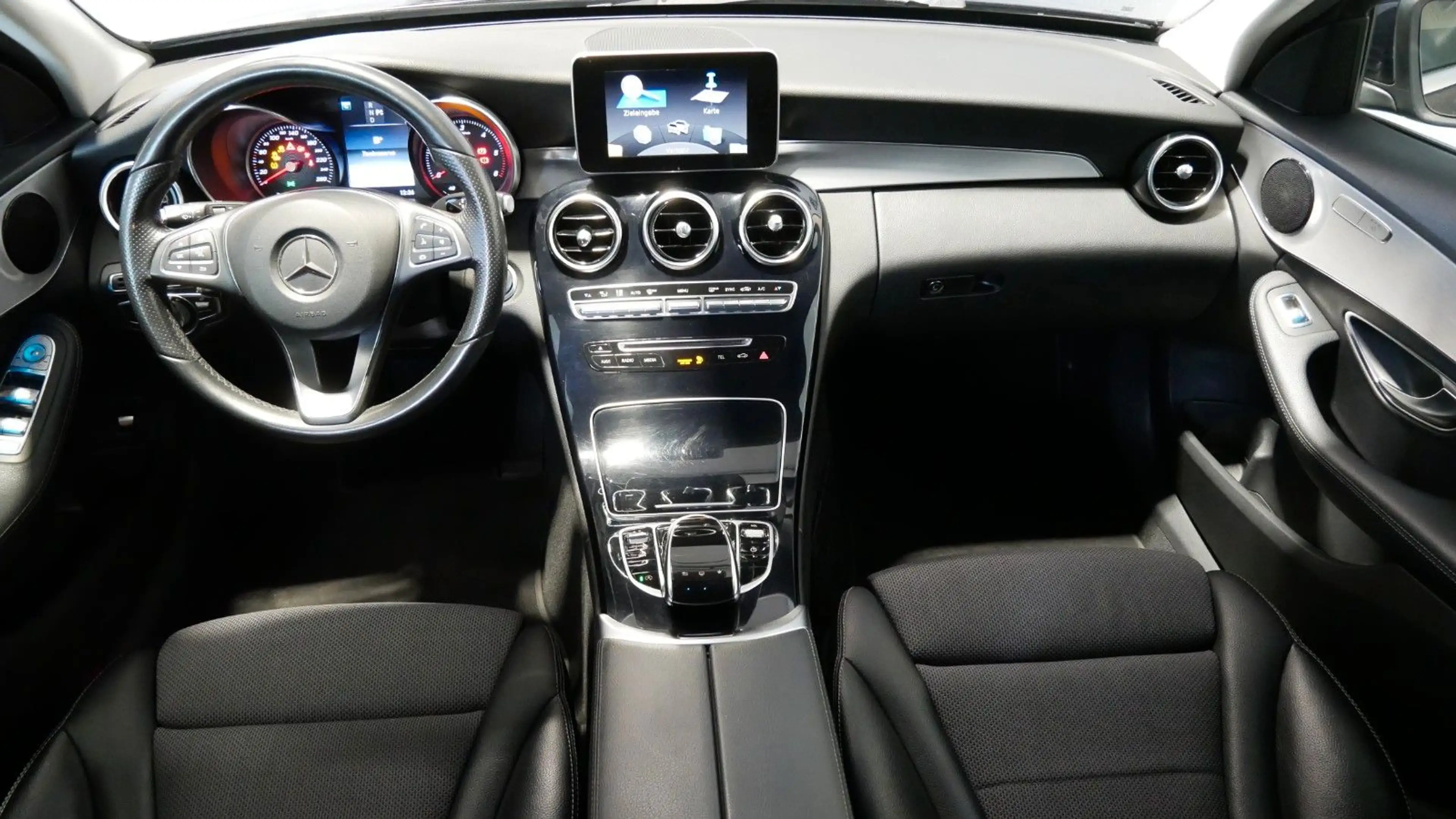 Mercedes-Benz C 250 C T-Modell BlueTec / d LED Kamera — photo 8