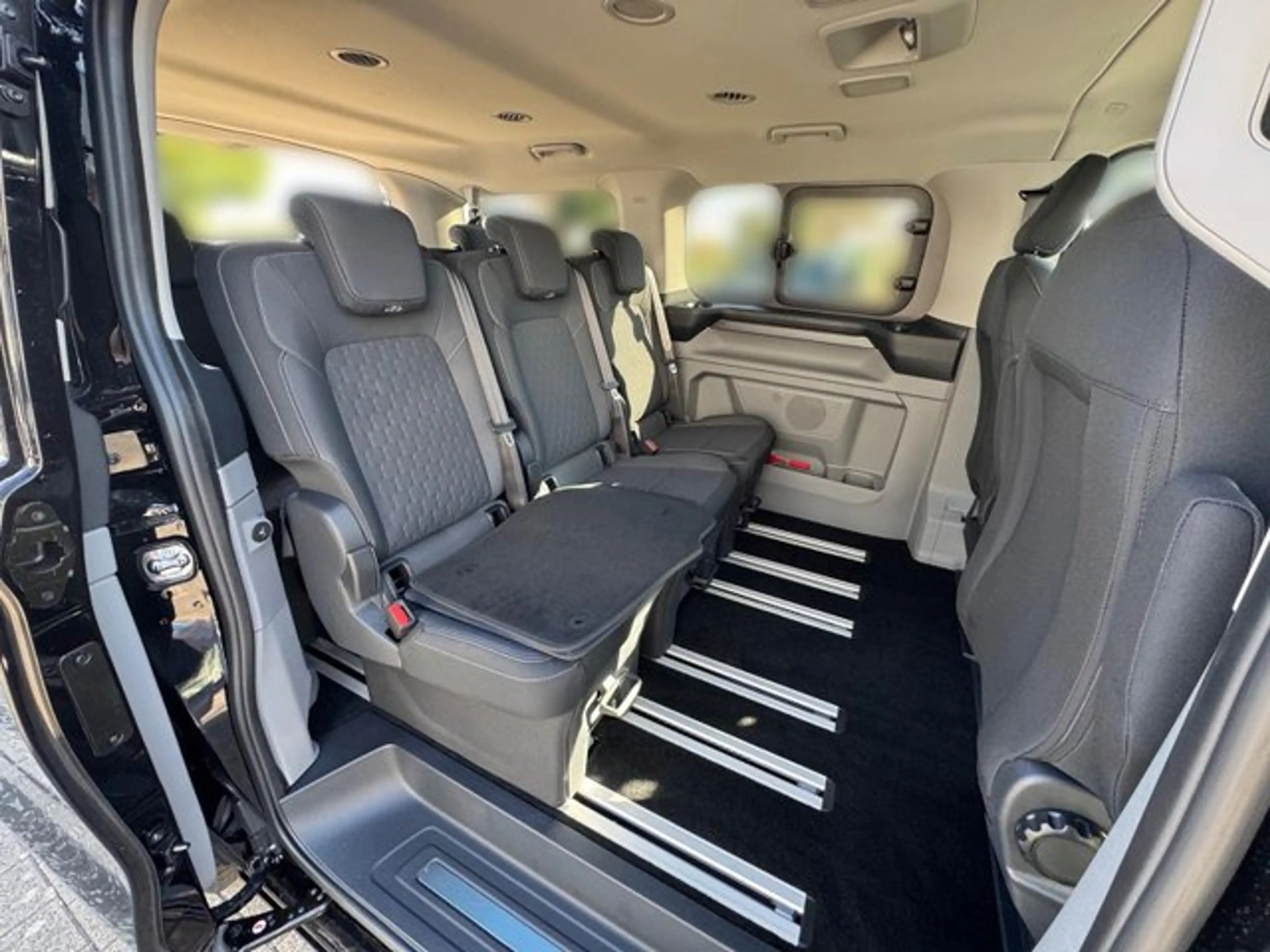 Ford Tourneo Custom Bus 320 L1 Tourneo Titanium FWD — photo 11