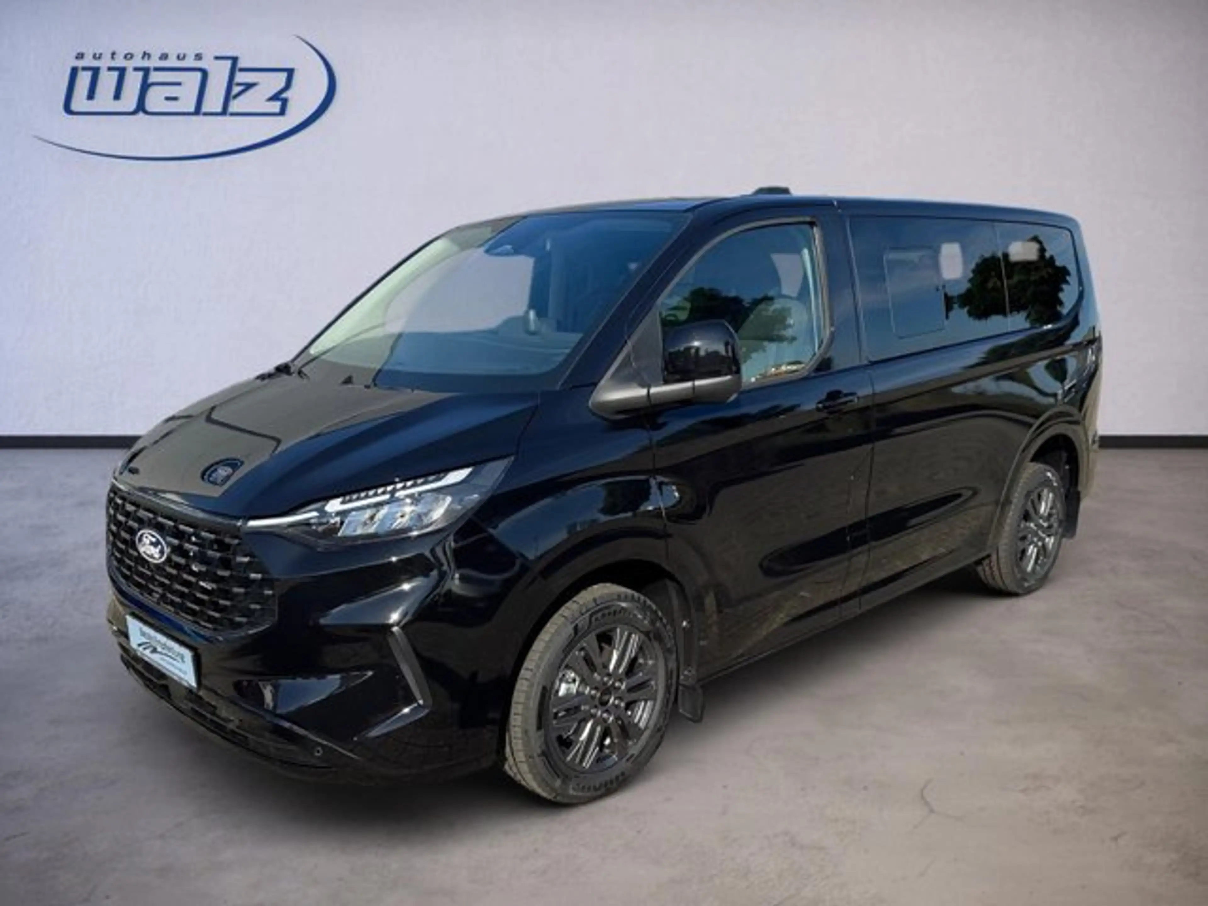 Ford Tourneo Custom Bus 320 L1 Tourneo Titanium FWD