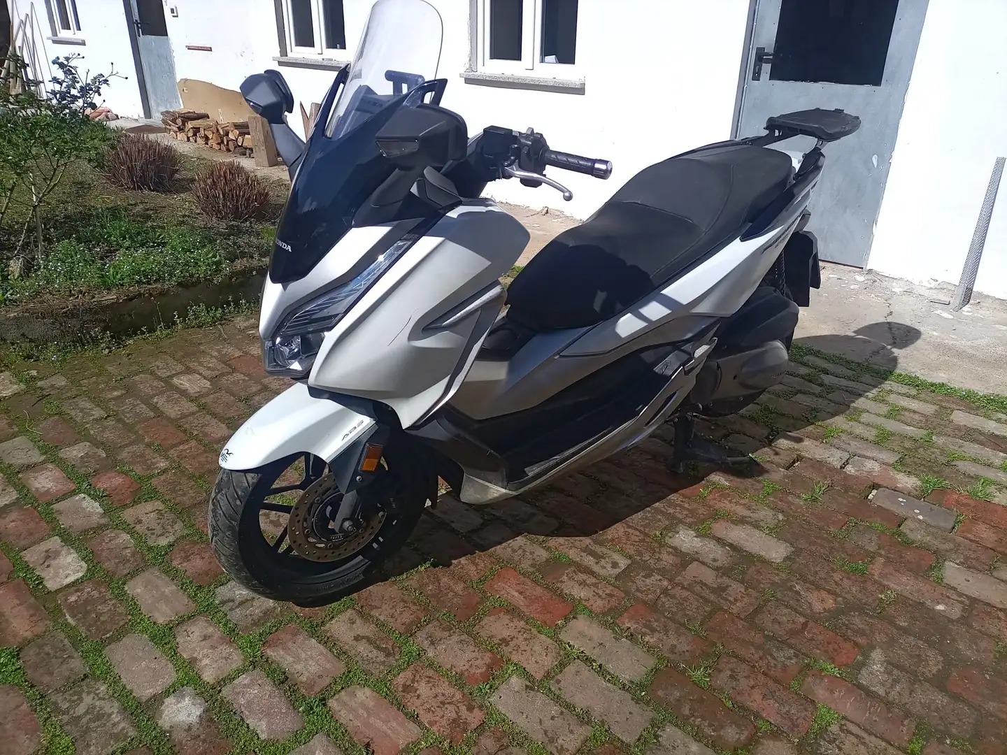 Honda Forza 300 Delux Білий - 1