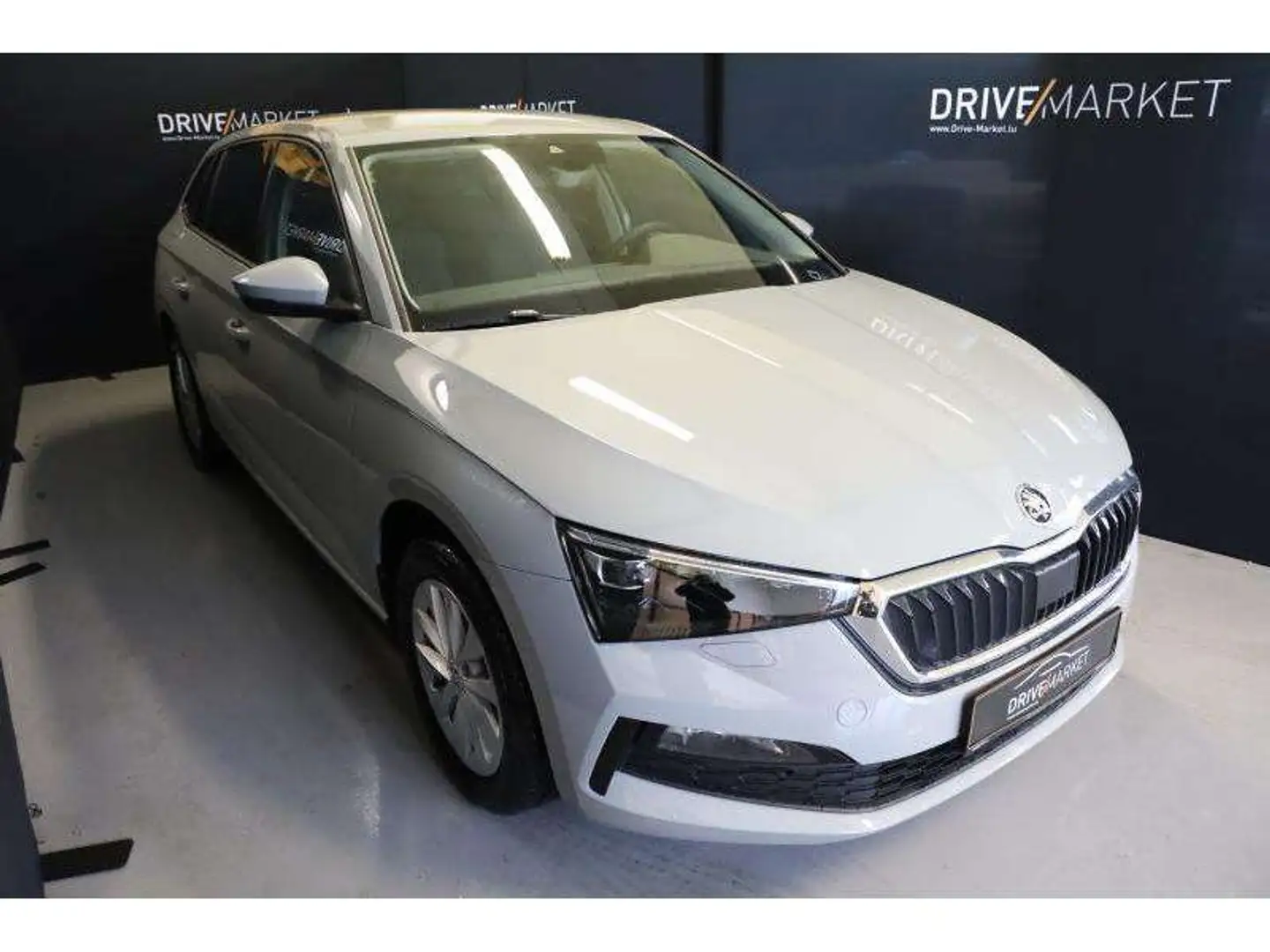 Skoda Scala Ambition Gris - 1