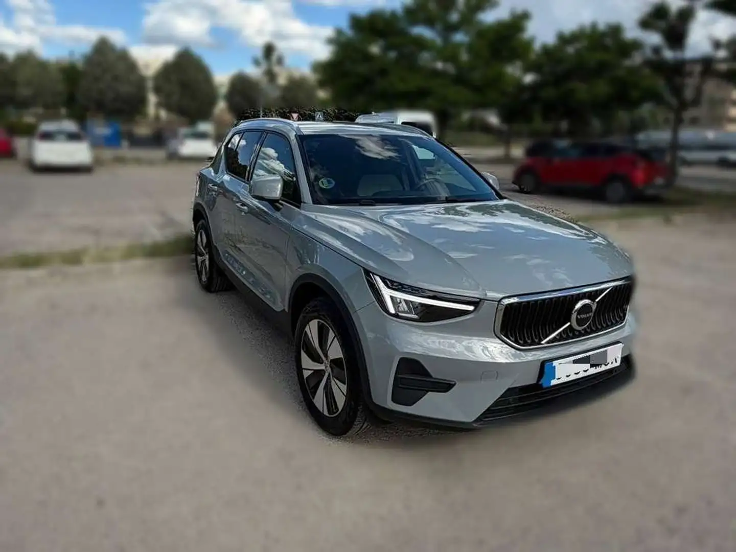 Volvo XC40 2.0 B3 G Core Auto Gris - 2