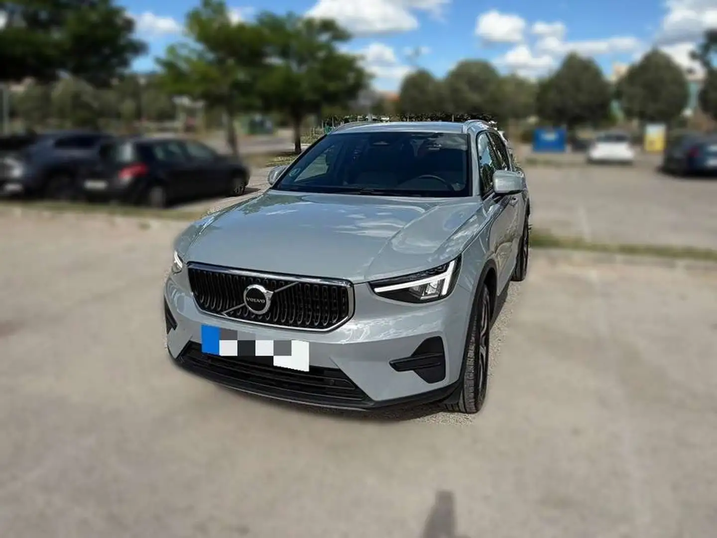 Volvo XC40 2.0 B3 G Core Auto Gris - 1