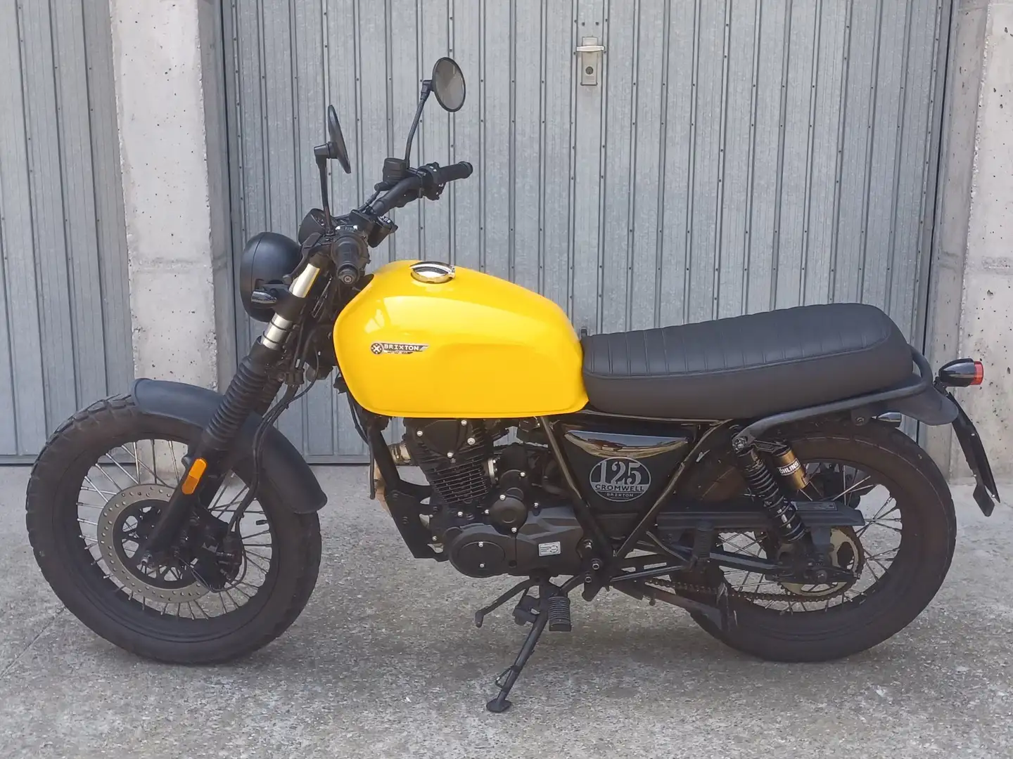 Brixton Cromwell 125 Giallo - 1