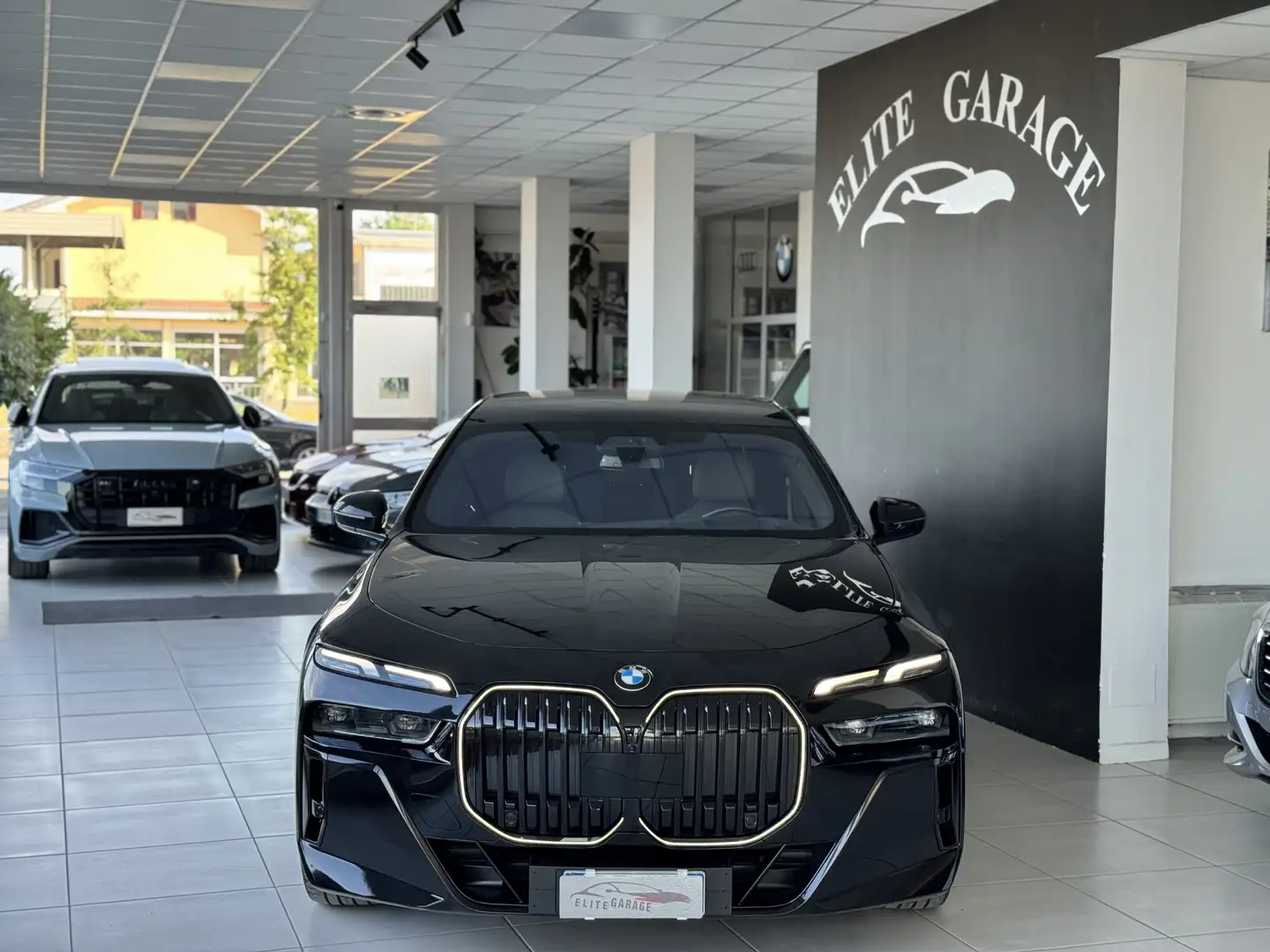 BMW 740 d mhev xdrive MSport Pro auto Iva esposta Nero - 2