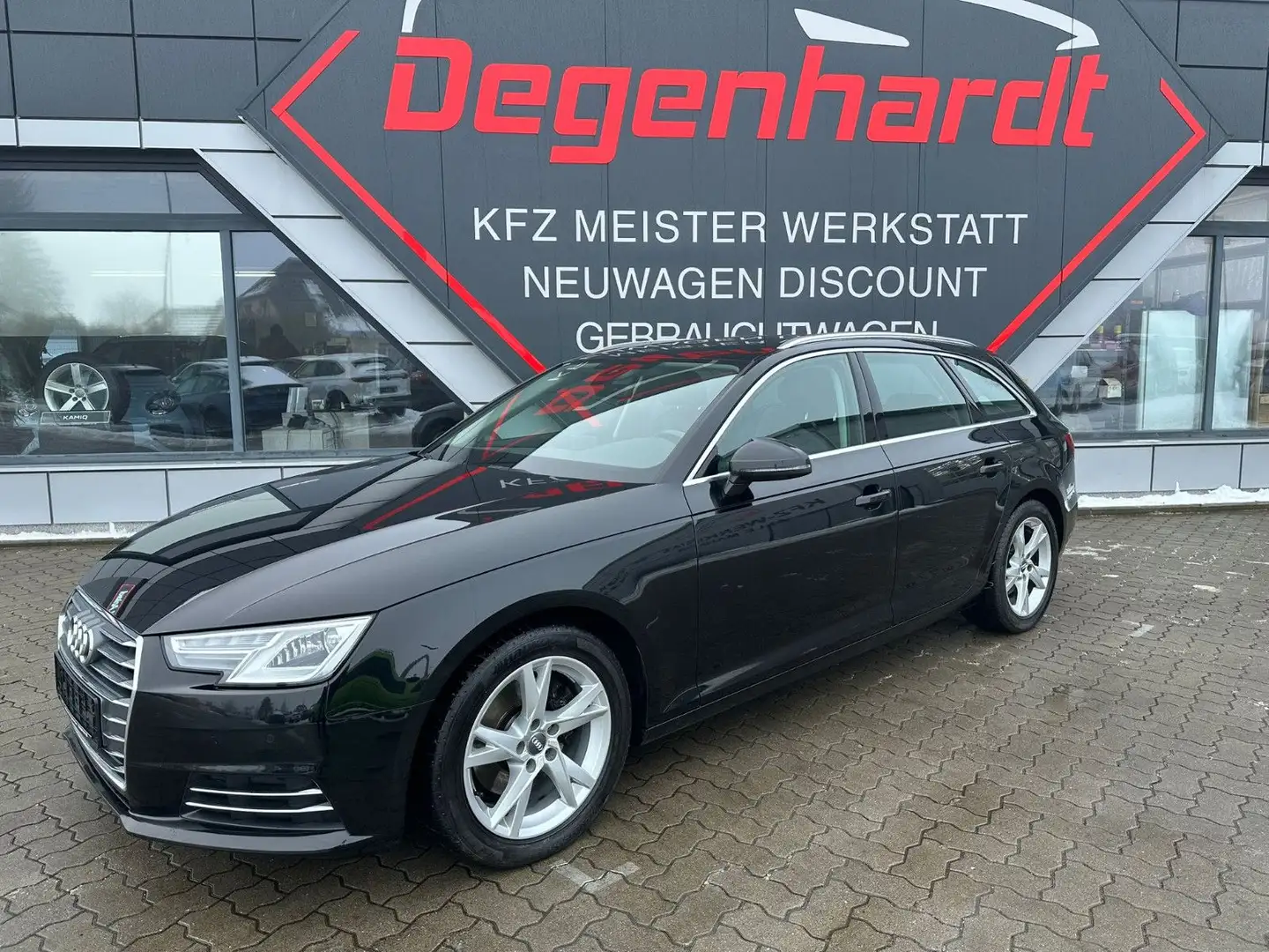 Audi A4 2.0 TDI Avant sport Xenon Navi Leder Schwarz - 1
