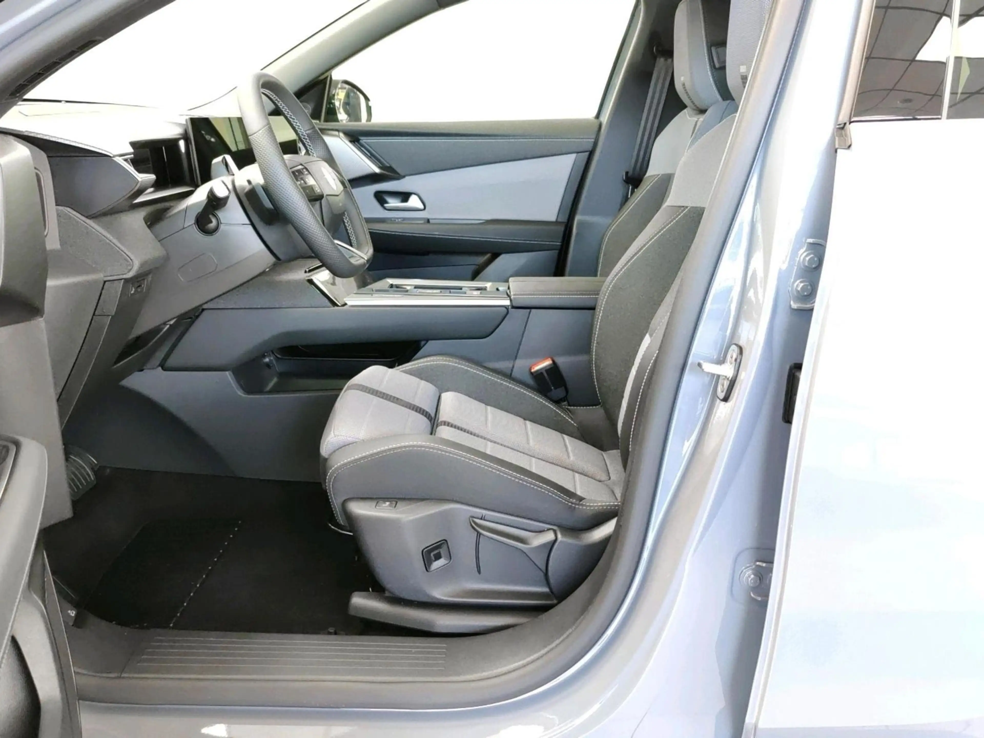 Opel Grandland X Grandland GS Hybrid 145PS Autom. AHK Allwetter — photo 7