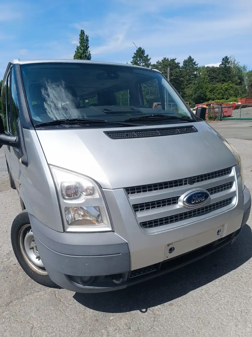 Ford Transit 2.2 - 1