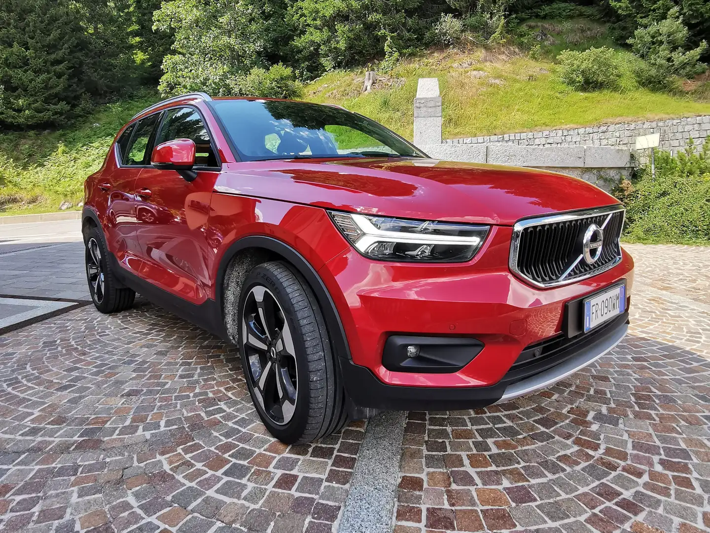 Volvo XC40 XC40 2.0 t5 Momentum awd geartronic Rosso - 2