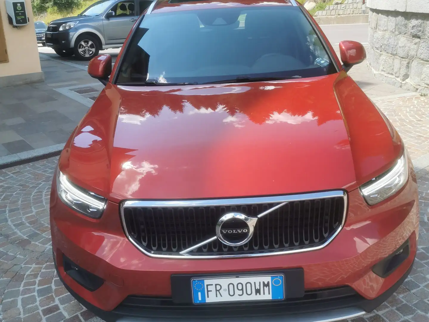 Volvo XC40 XC40 2.0 t5 Momentum awd geartronic Rosso - 1