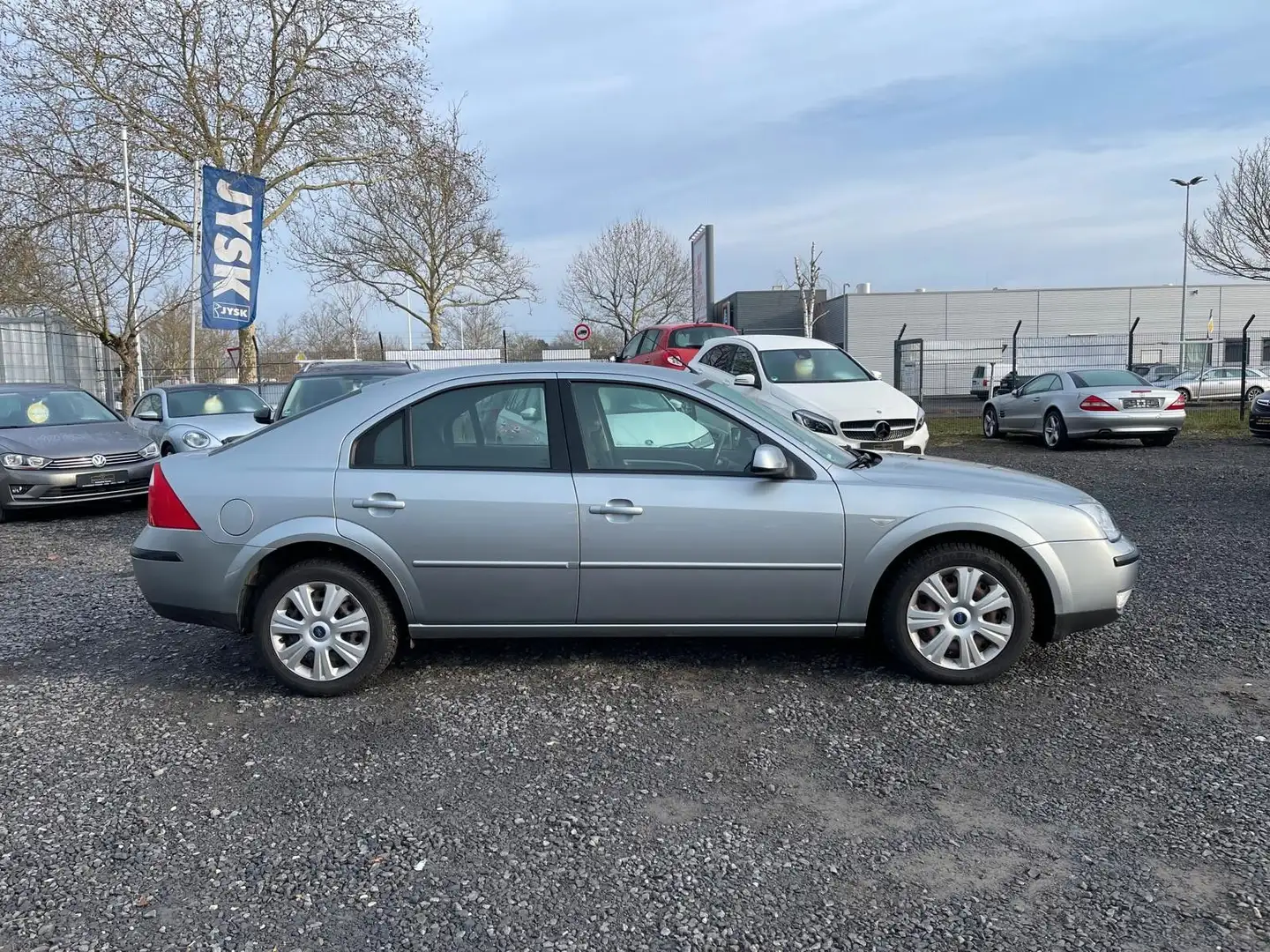 Ford Mondeo 1,8 SCi 96kW Viva X/57000.TKM.TÜV NEU Silber - 1