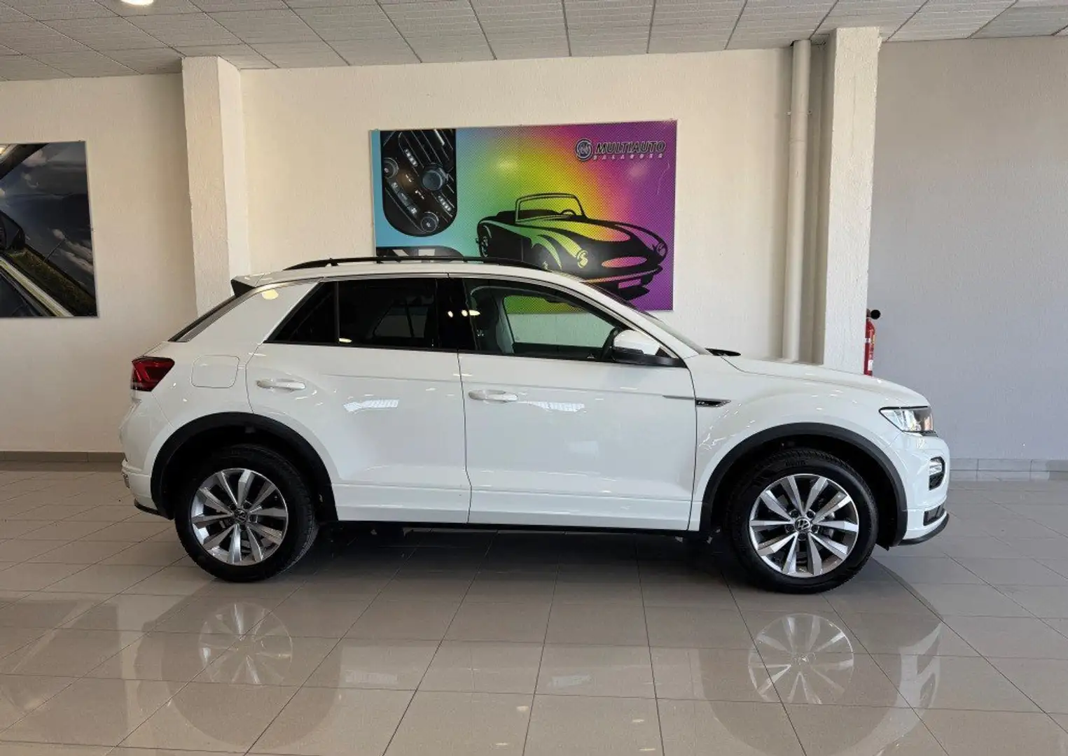 Volkswagen T-Roc 1.0 TSI Advance R-line 81kW Blanco - 2