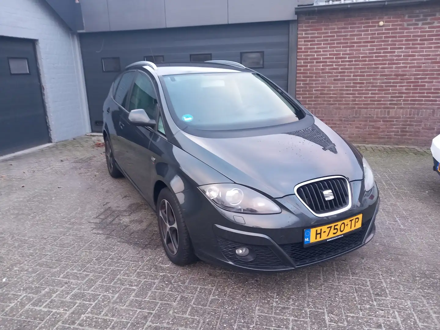 SEAT Altea XL 1.8 TFSI Businessline High,Cruise control,Navi,Cli Grau - 2