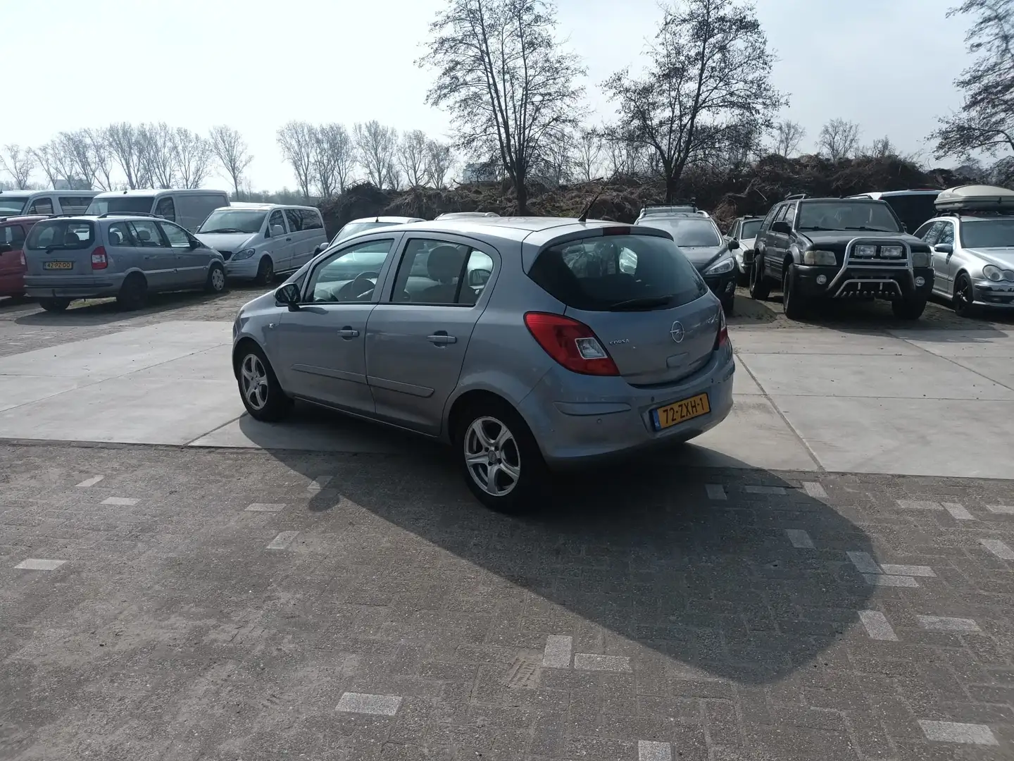 Opel Corsa 1.2 Airco - NW APK - NAP! - 2