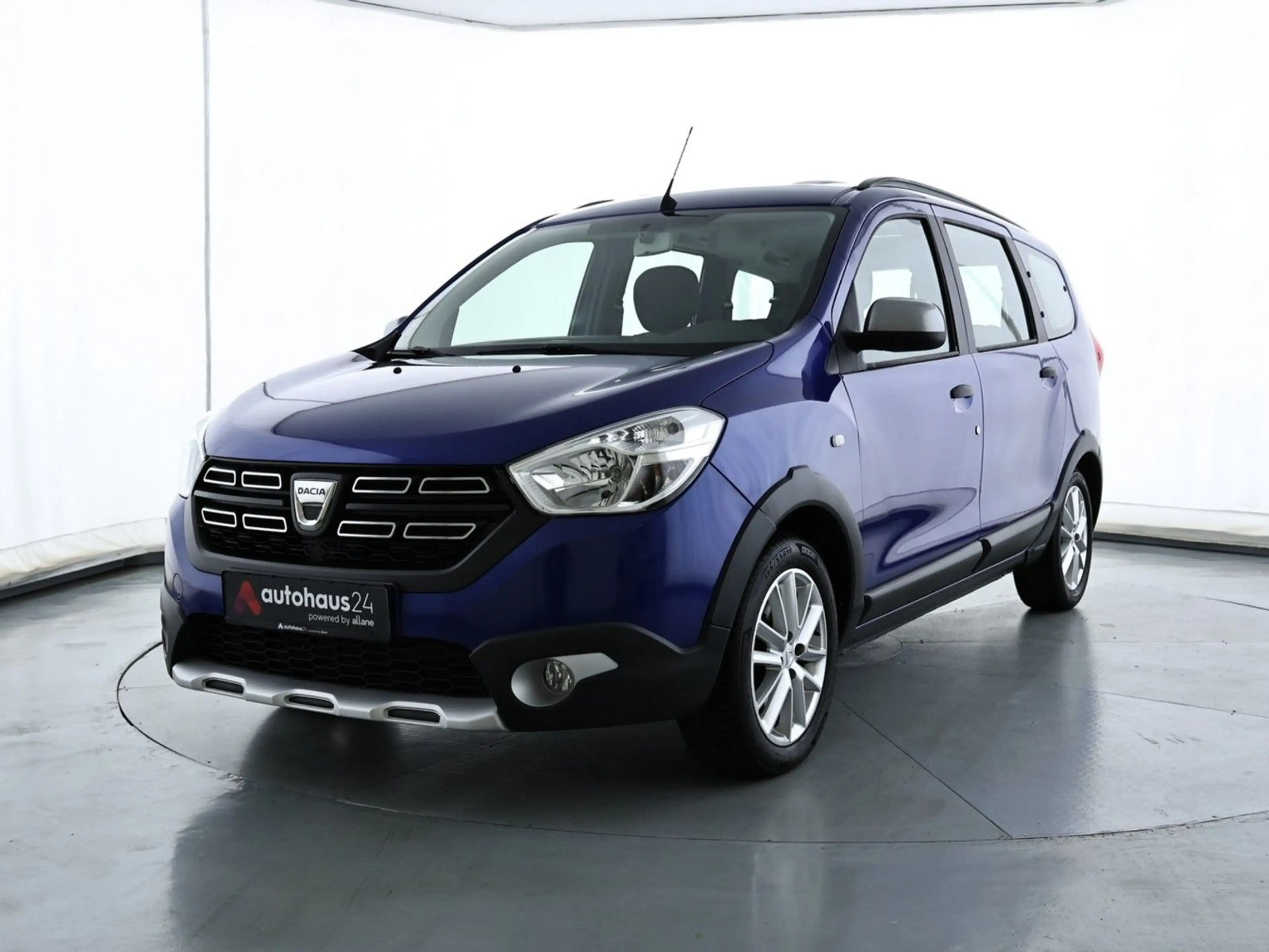 Dacia Lodgy 1.5 BLUE dCi Selection|Navi|PDC|Sitzhzg — photo 3