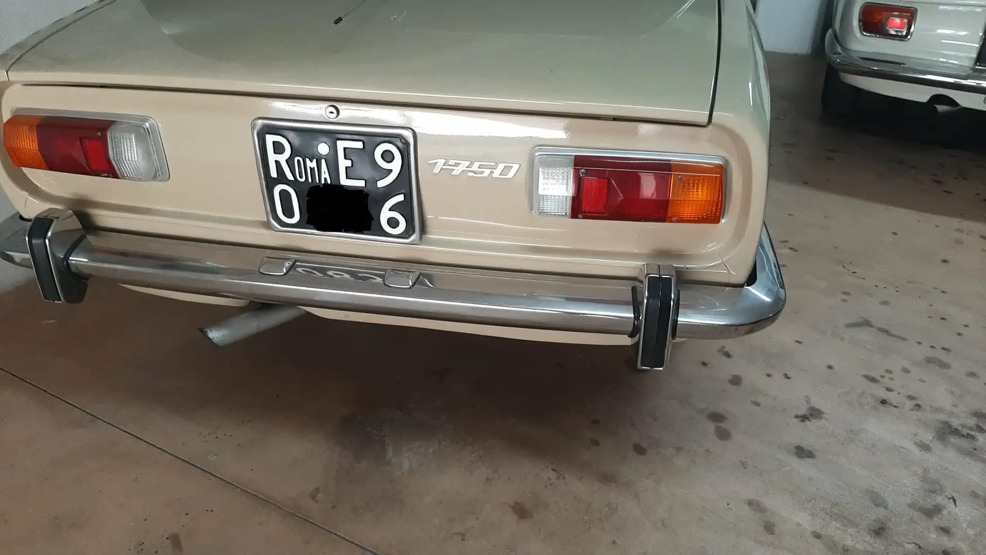 Alfa Romeo 1750 1750 Beige - 1