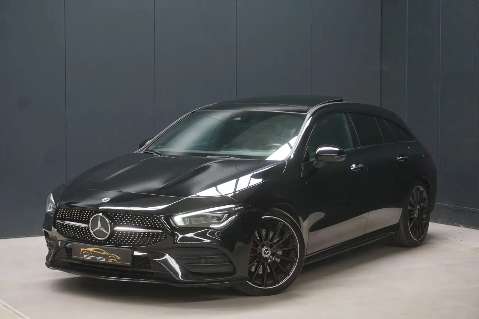 Mercedes-Benz CLA 200 Automaat- AMG Pack- BTW! Nav- Cam- Pano- Garantie! Noir - 1