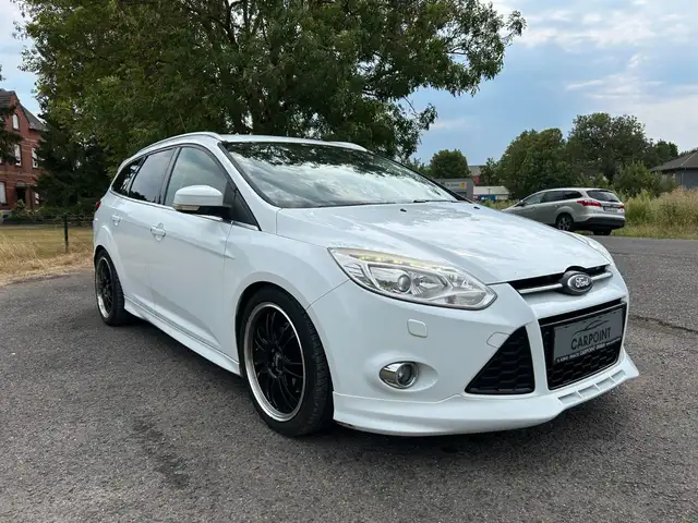 Ford Focus view 7
