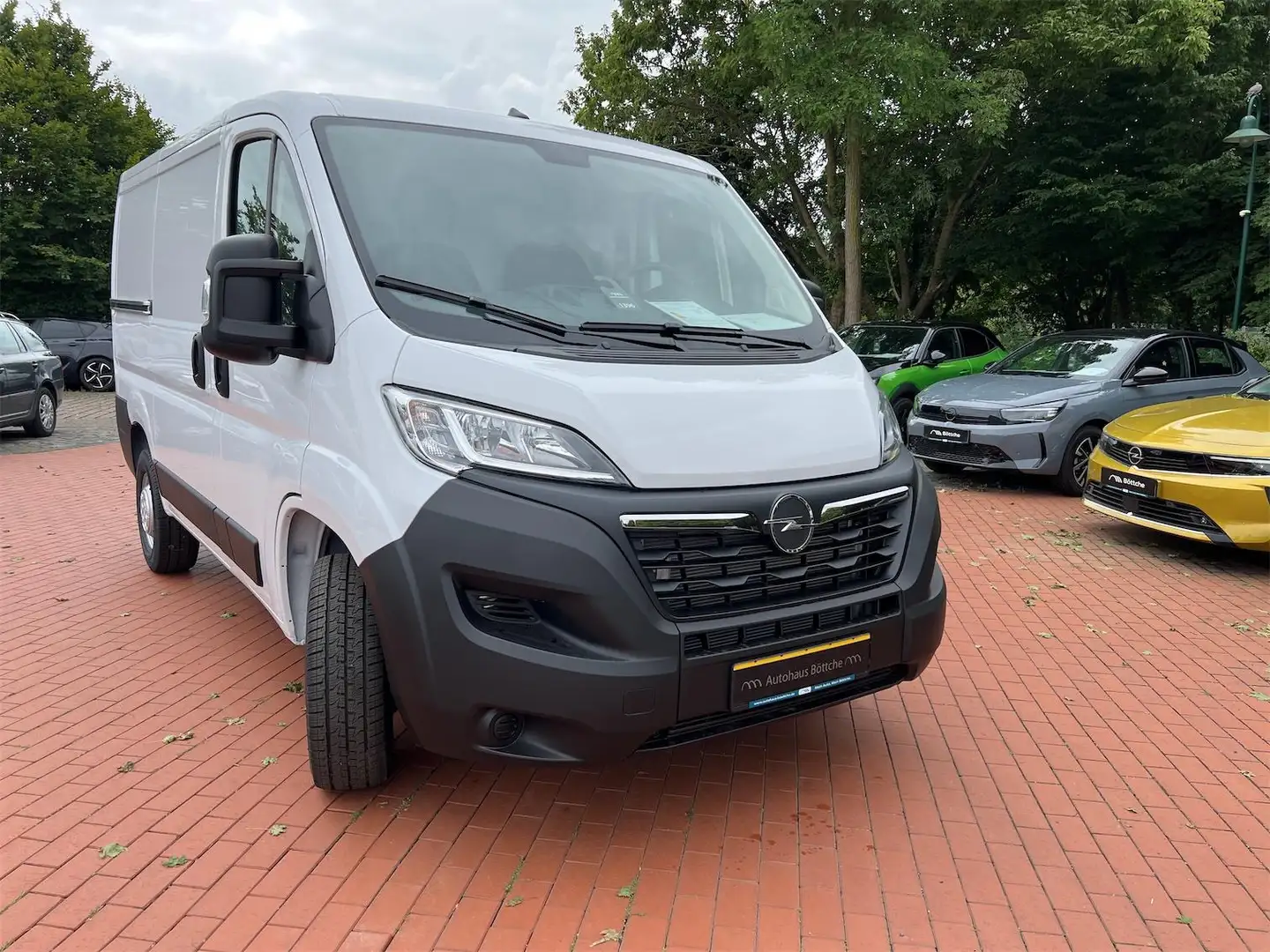 Opel Movano KW L2H1 3,5t Edition 2.2 CDTI Allw/PDC/Klimaauto Fehér - 2