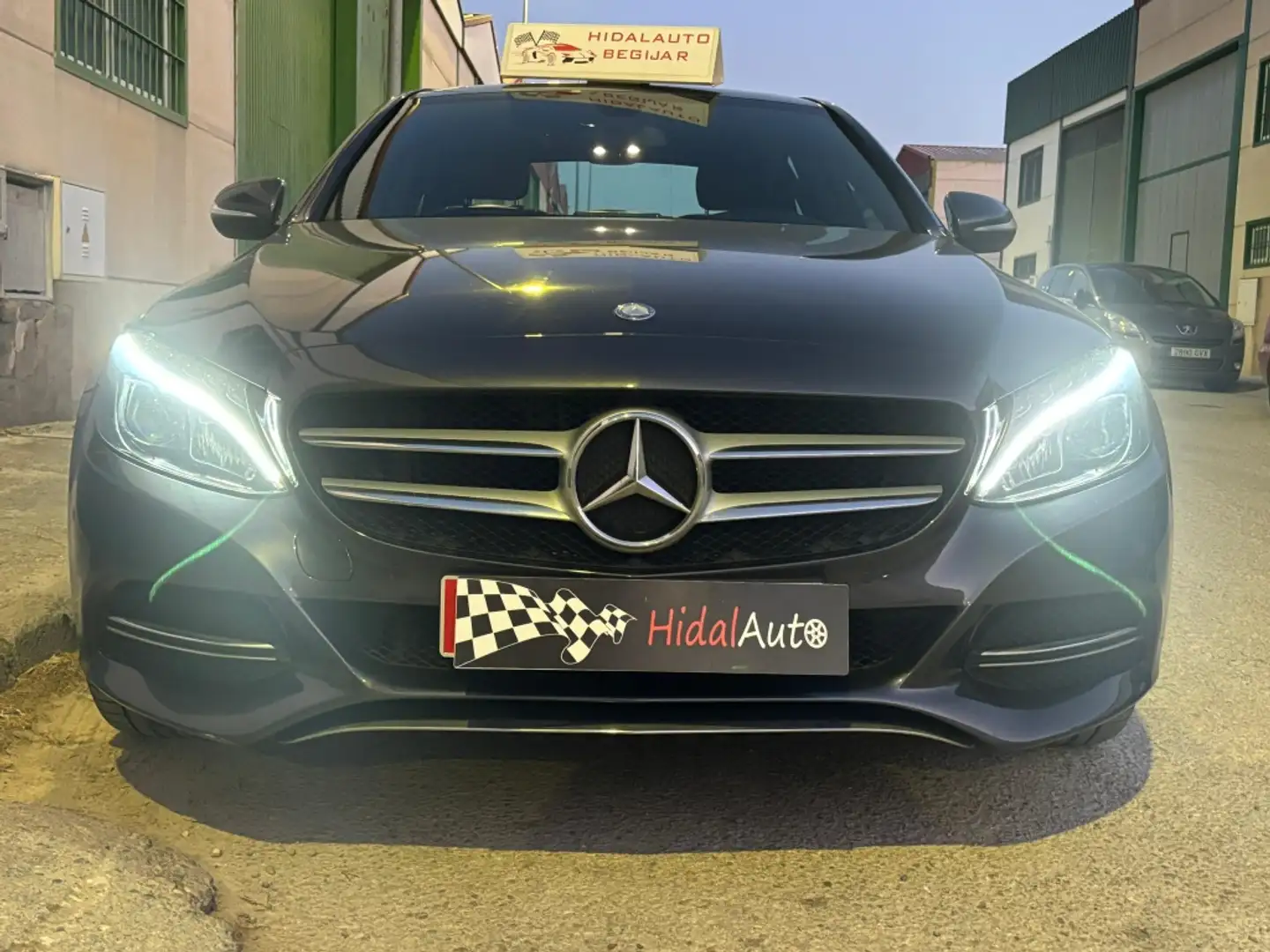 Mercedes-Benz MERCEDES-BENZ Clase C Berlina  Manual de 4 Puertas Grey - 2