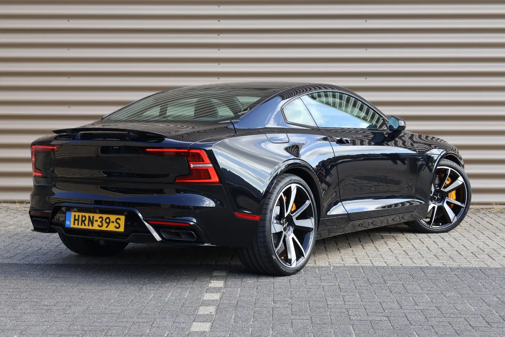 Polestar 1 | 1 of 1500 | Full Options | BTW Schwarz - 2
