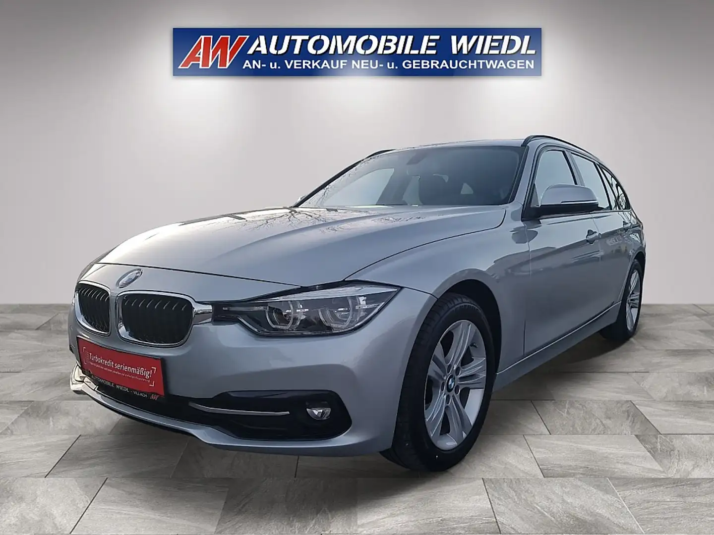 BMW 318 d Touring Sport Line Aut. Grau - 1