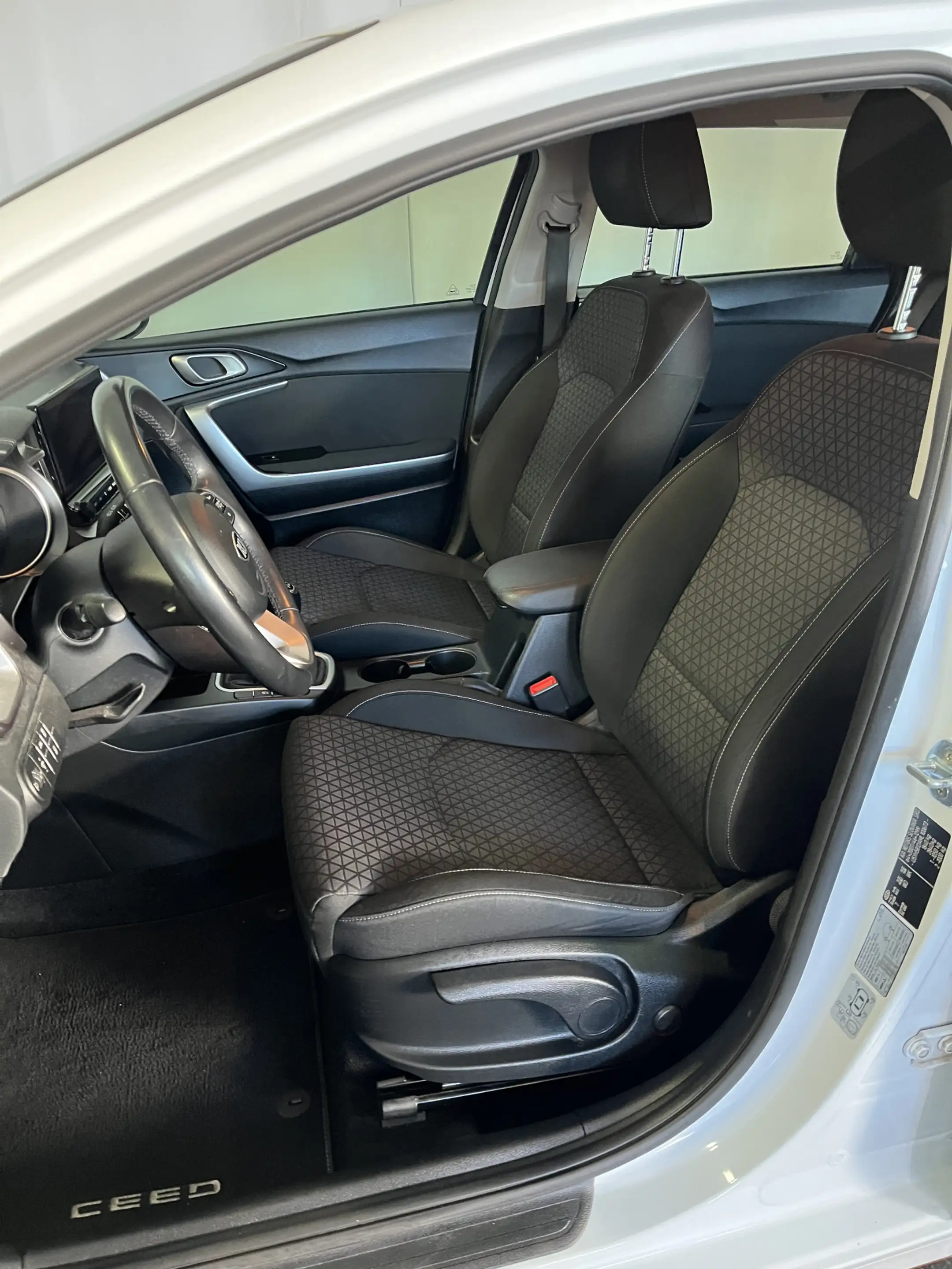 Kia Ceed SW / cee'd SW Sportswagon 1.0 T-GDi DynamicLine 1E EIGN/ECC/CRUI — photo 5