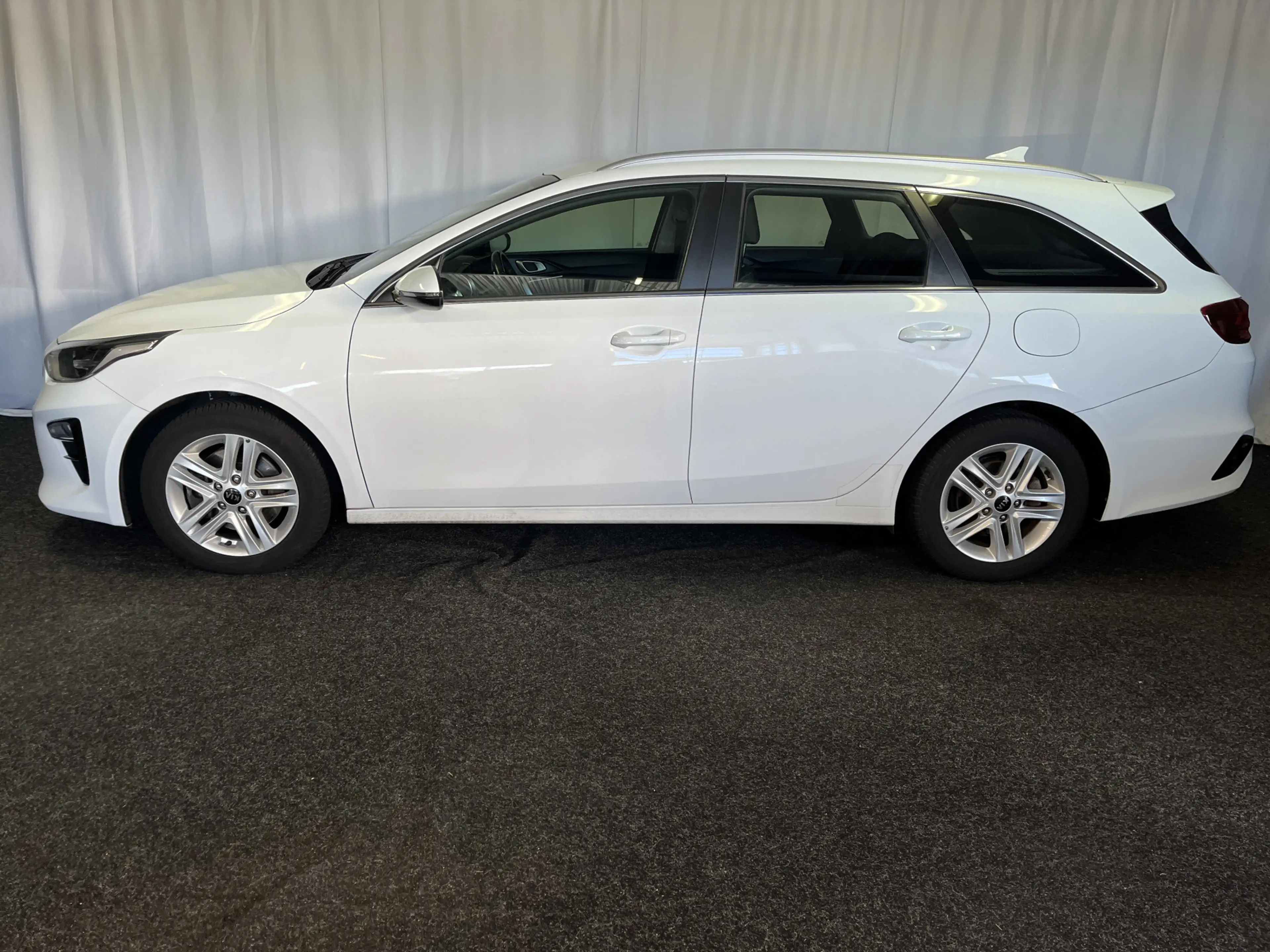 Kia Ceed SW / cee'd SW Sportswagon 1.0 T-GDi DynamicLine 1E EIGN/ECC/CRUI — photo 2