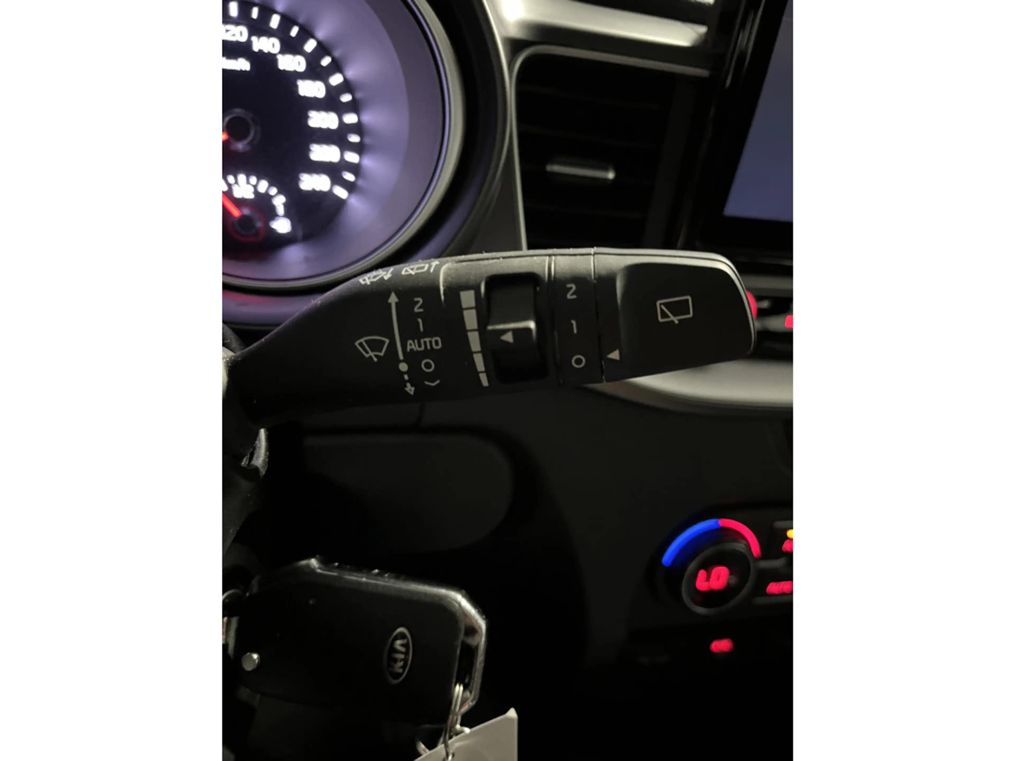 Kia Ceed SW / cee'd SW Sportswagon 1.0 T-GDi DynamicLine 1E EIGN/ECC/CRUI — photo 26