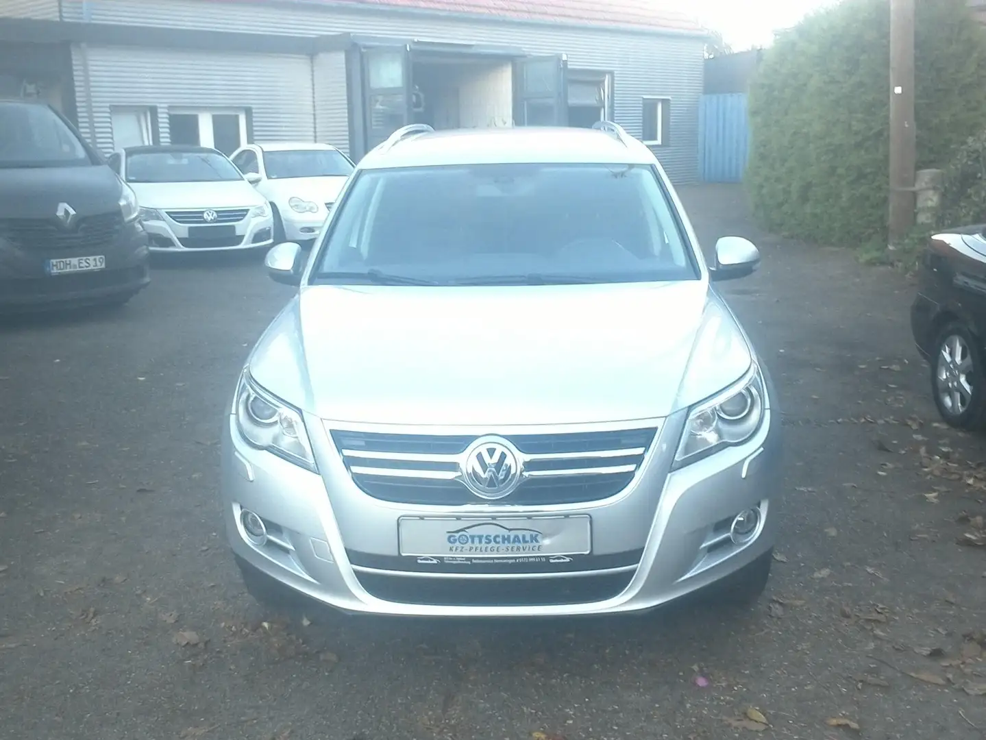 Volkswagen Tiguan Tiguan 1.4 TSI 4Motion Trend Silber - 1