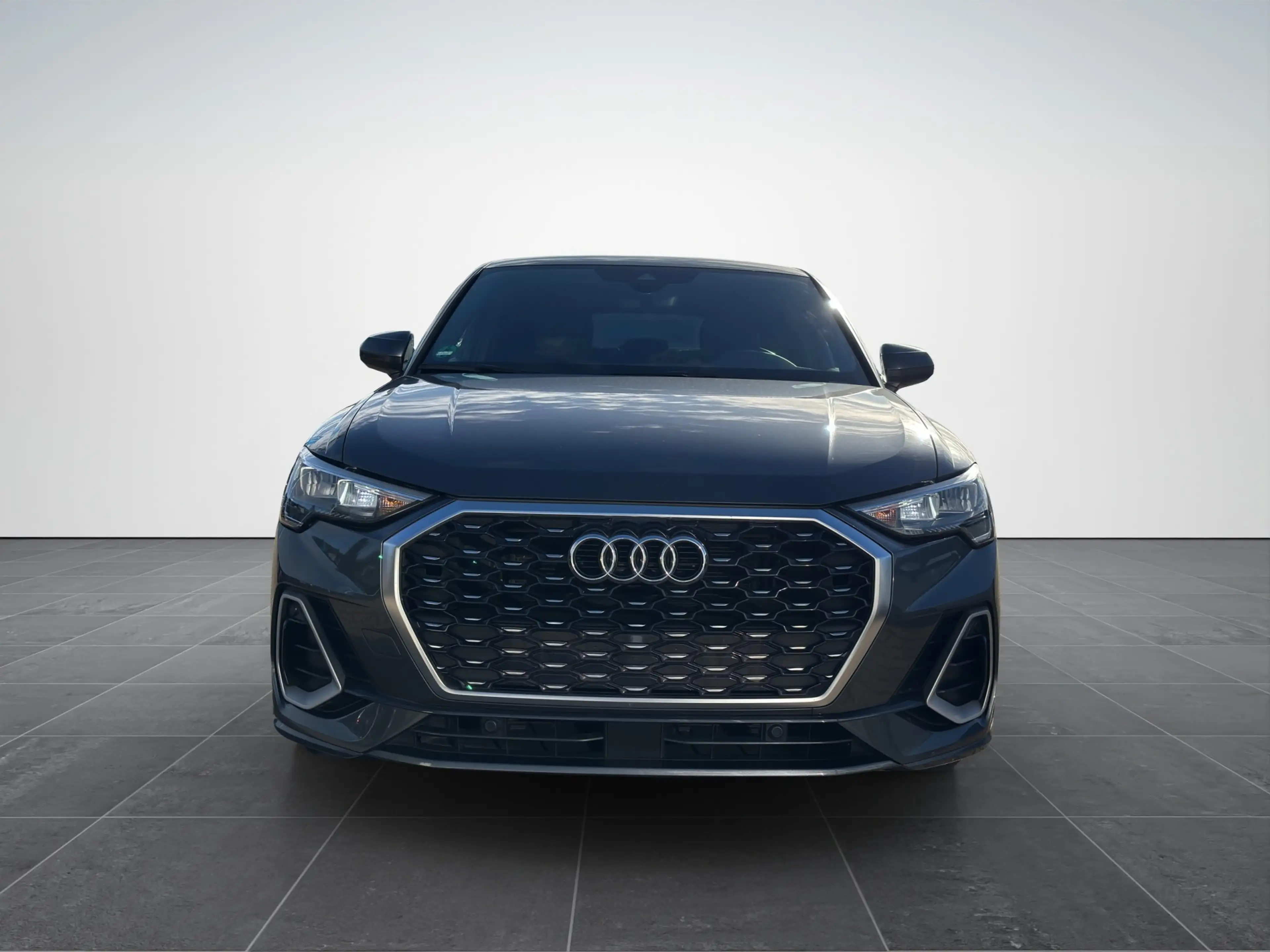 Audi Q3 Sportback 35 TFSI S line R-Kam.|SHZ|Virtual — photo 5