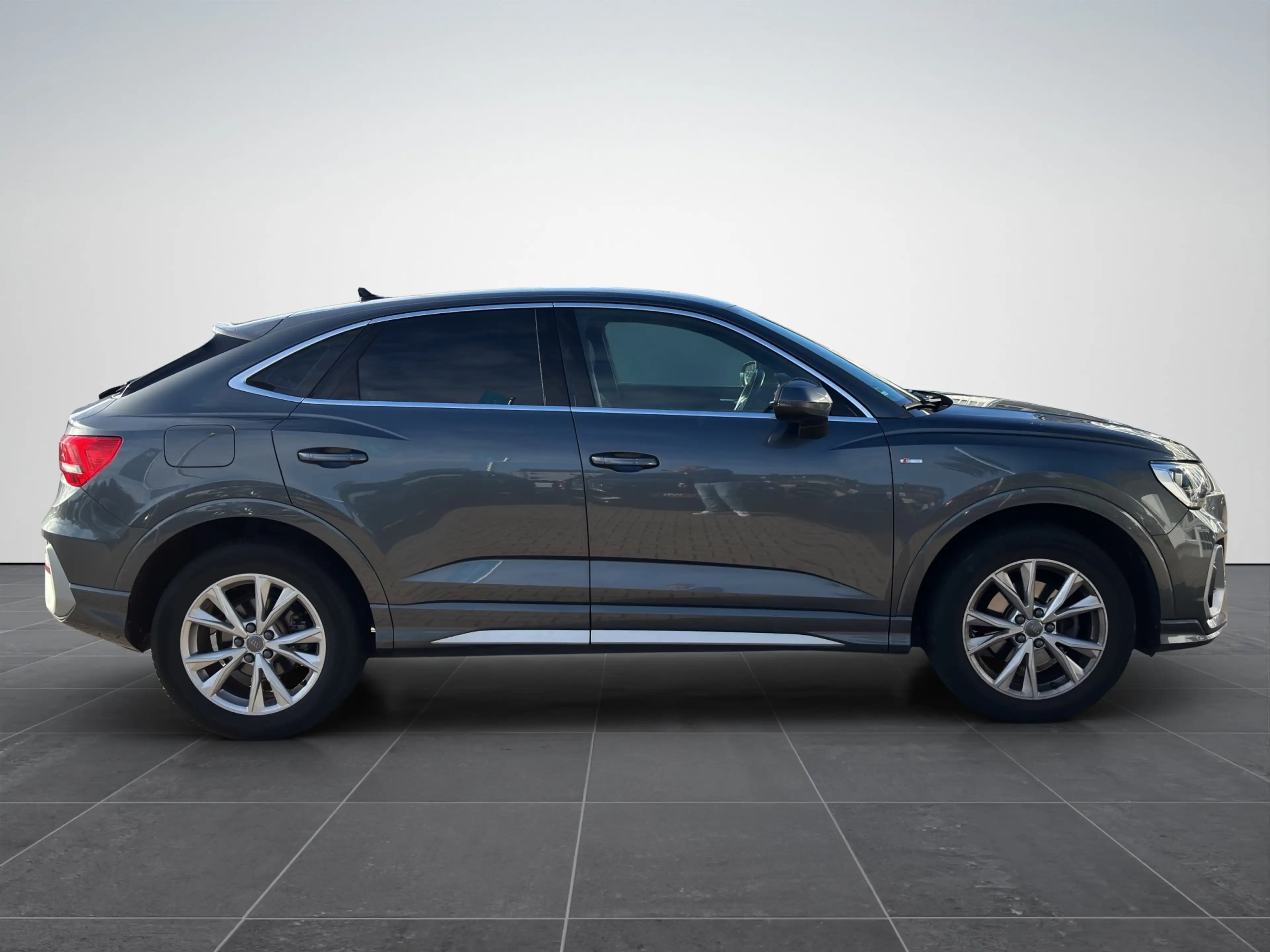 Audi Q3 Sportback 35 TFSI S line R-Kam.|SHZ|Virtual — photo 10