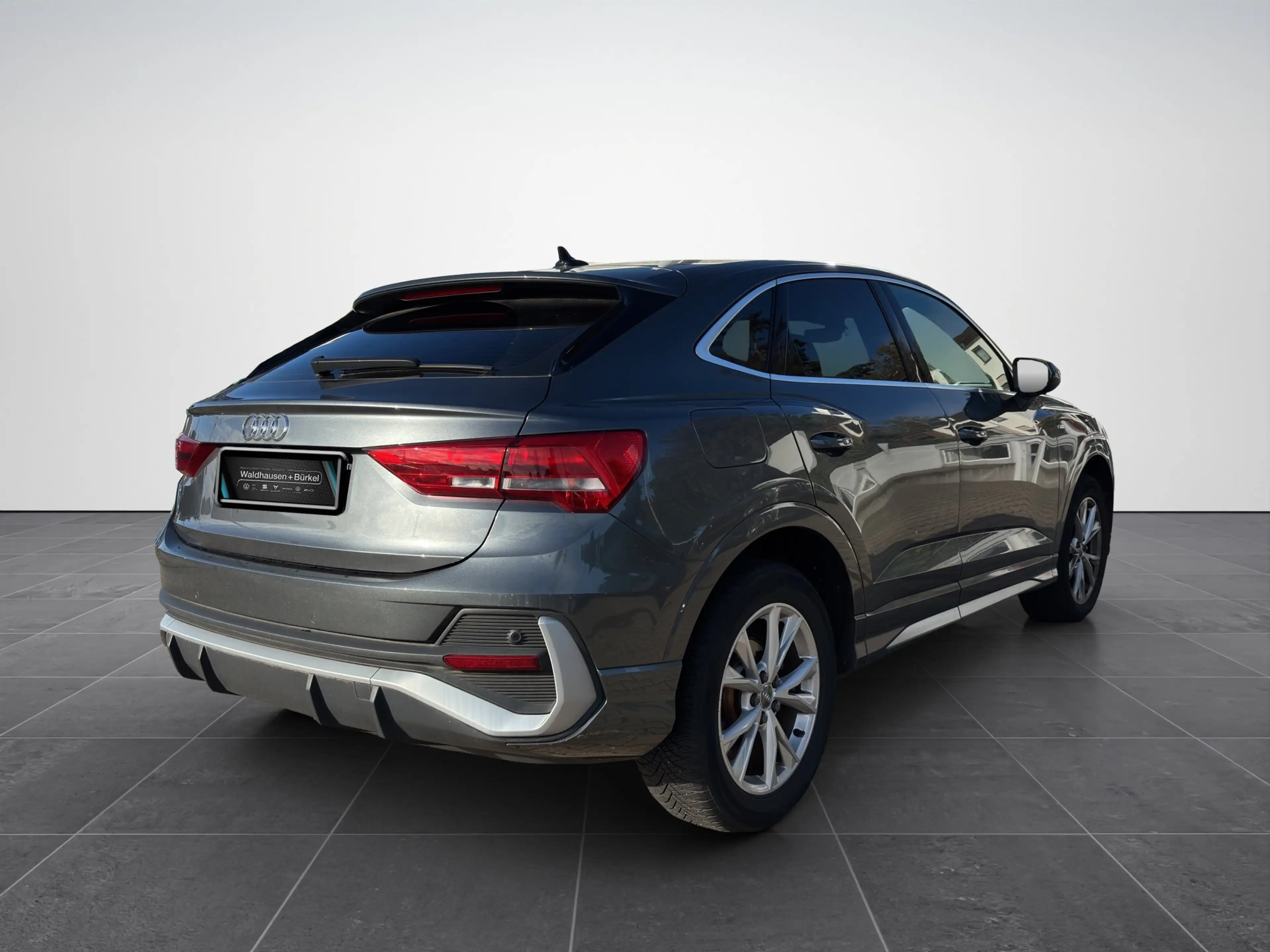 Audi Q3 Sportback 35 TFSI S line R-Kam.|SHZ|Virtual — photo 9