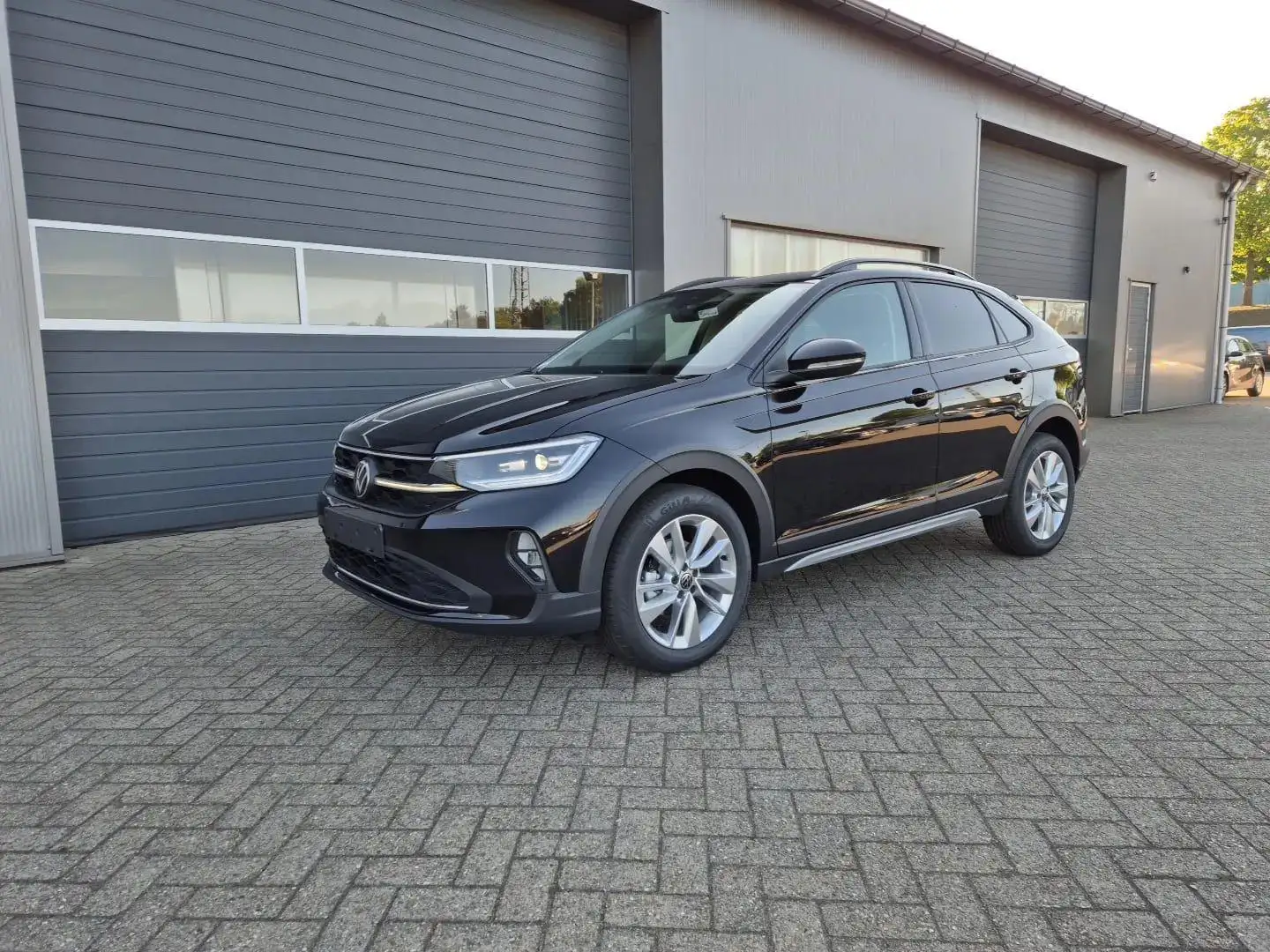 Volkswagen Taigo 1.0 TSI 116PS DSG Life LED-Matrix-Scheinwerfer ... Schwarz - 1